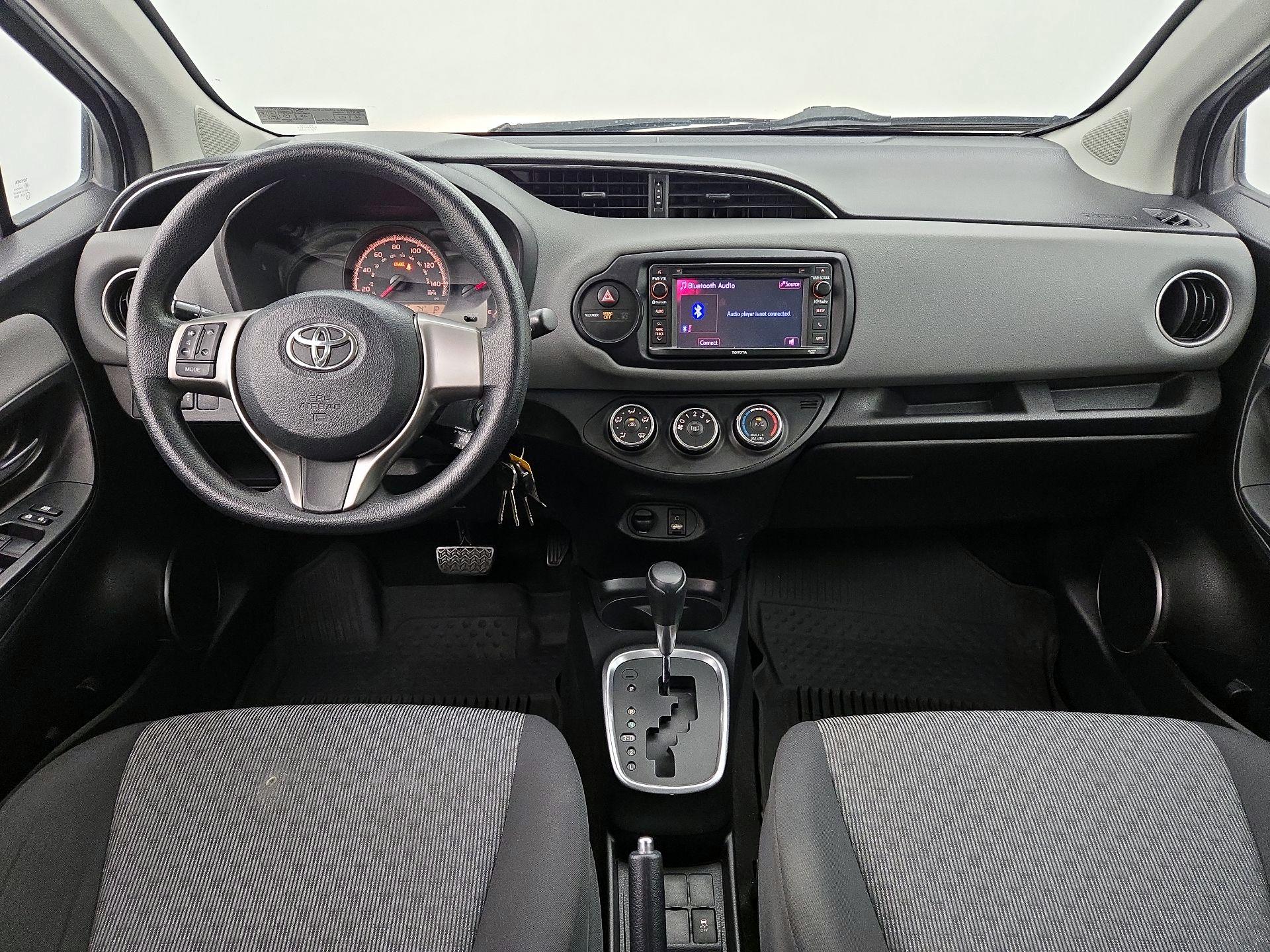 Thumbnail: 2016 Toyota Yaris - 9
