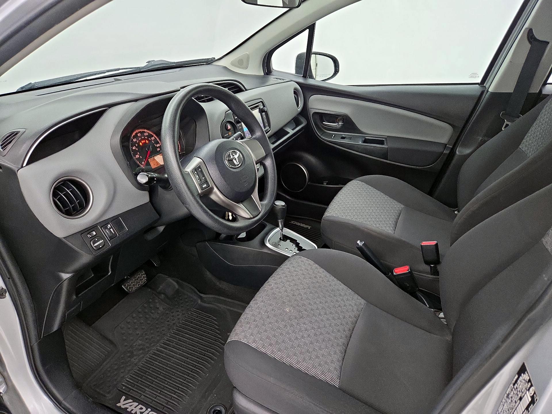 Thumbnail: 2016 Toyota Yaris - 11