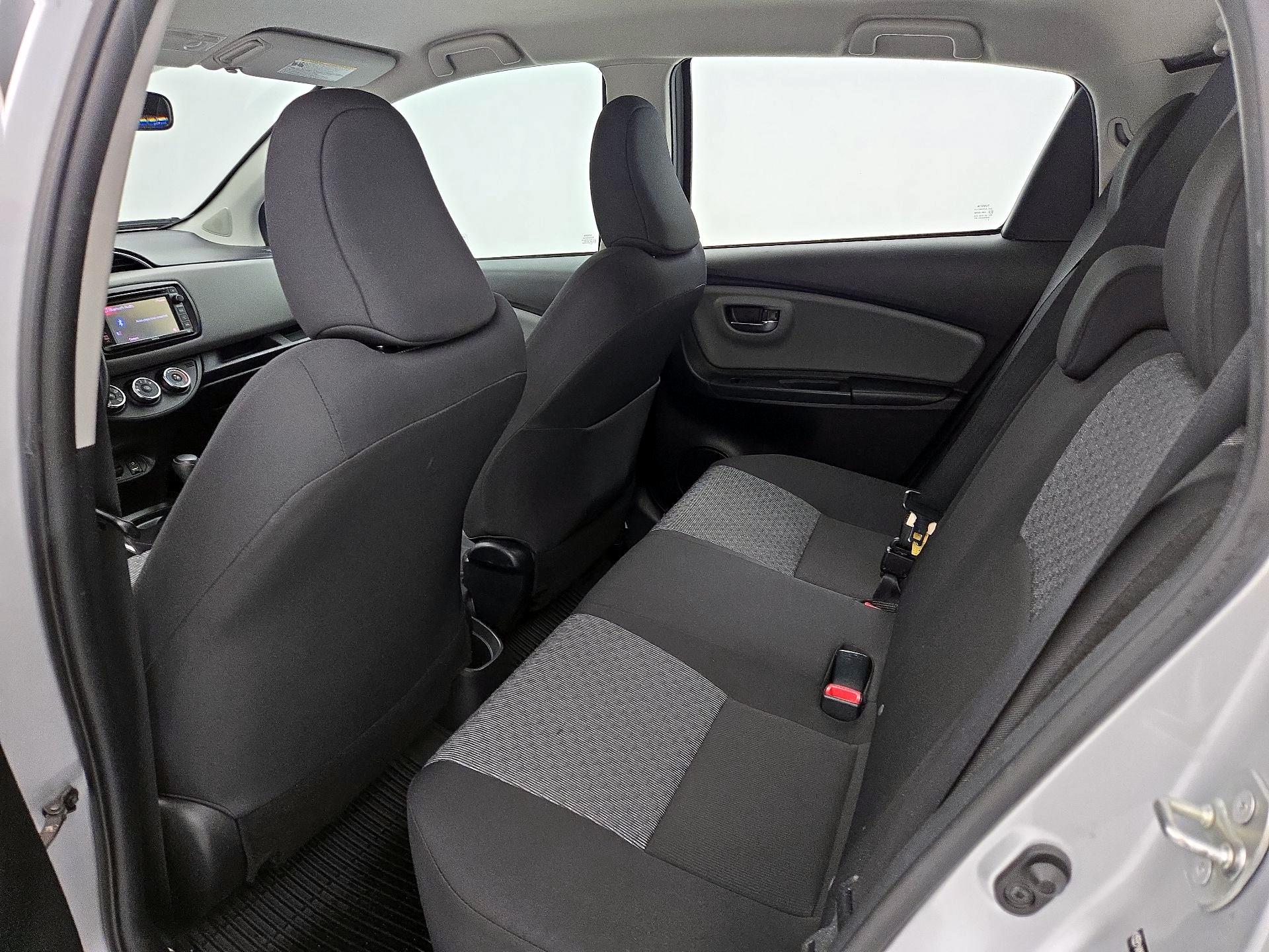 Thumbnail: 2016 Toyota Yaris - 18