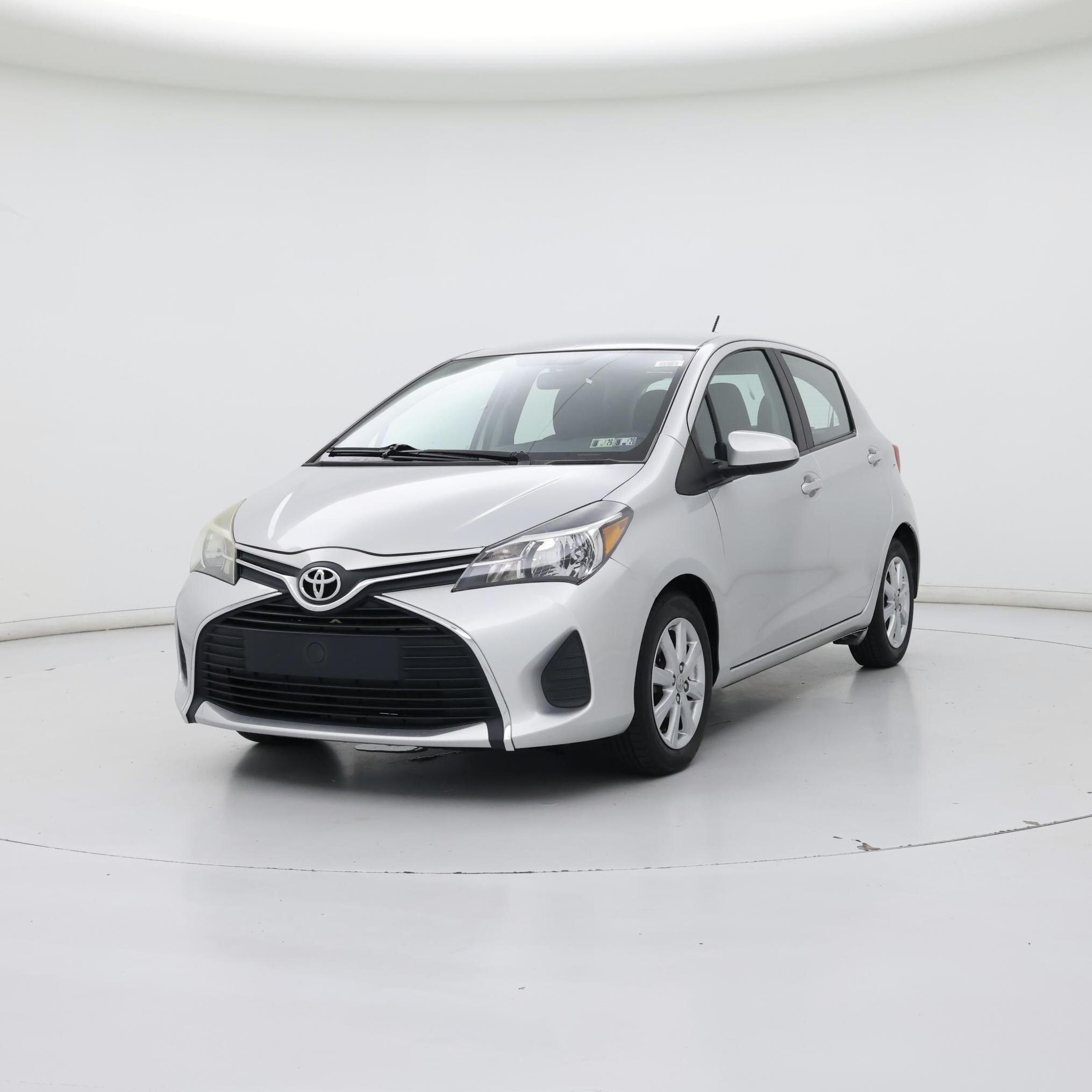 Thumbnail: 2016 Toyota Yaris - 4