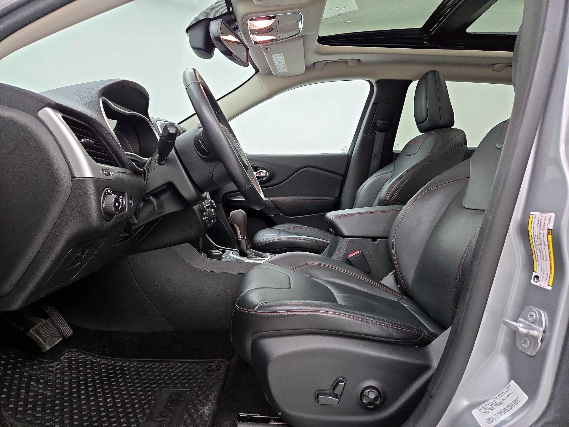Thumbnail: 2014 Jeep Cherokee - 11