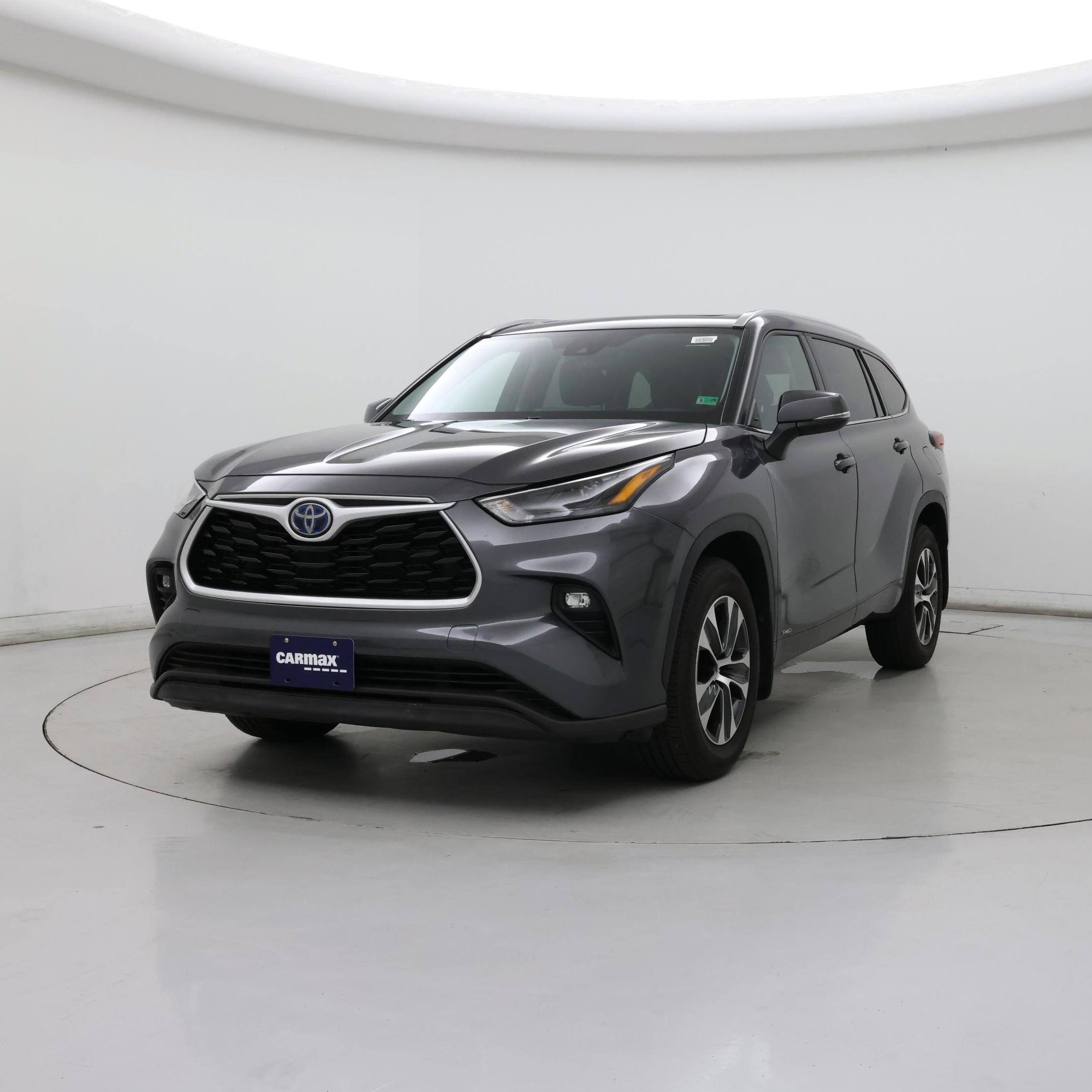 Thumbnail: 2022 Toyota Highlander - 4