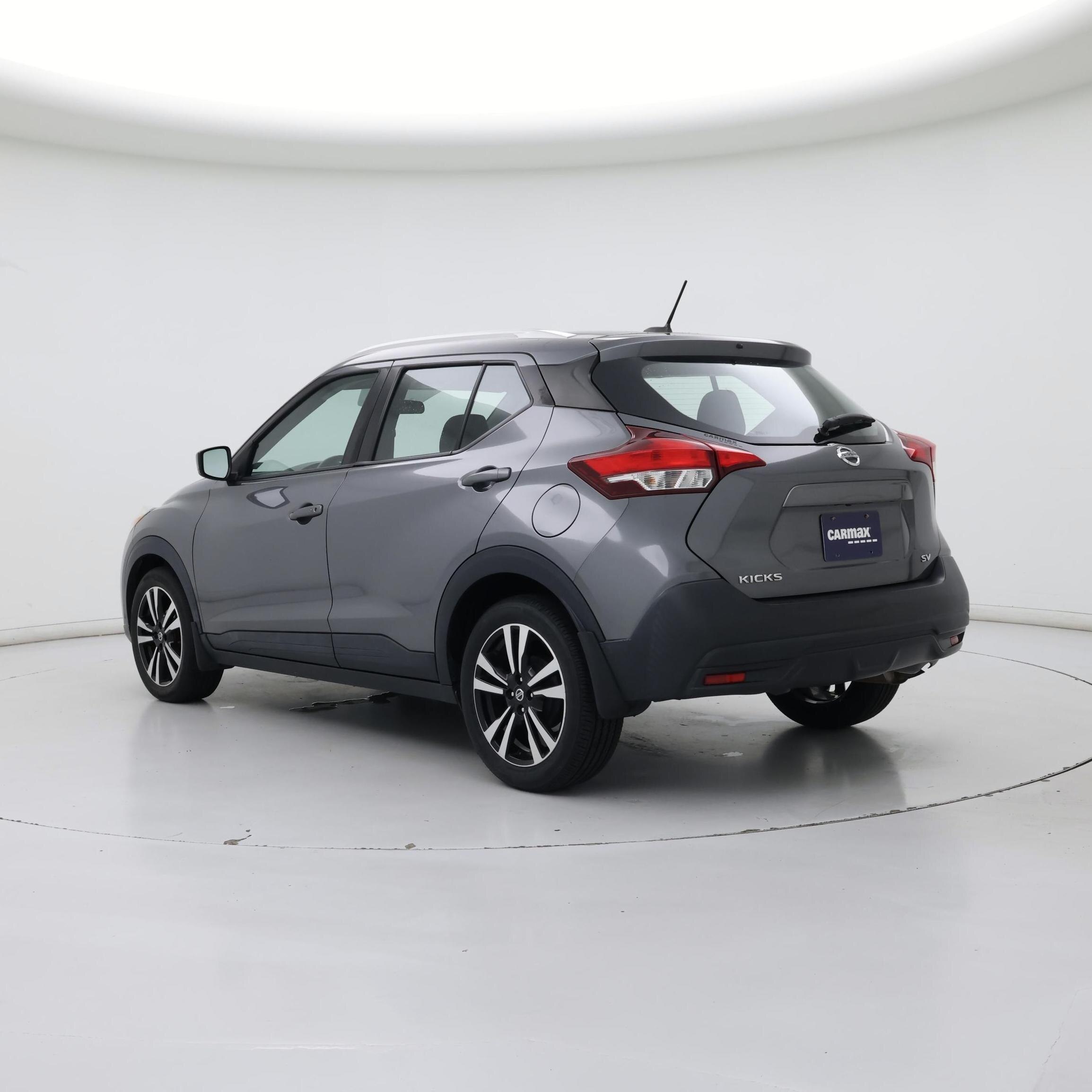 Thumbnail: 2019 Nissan Kicks - 2
