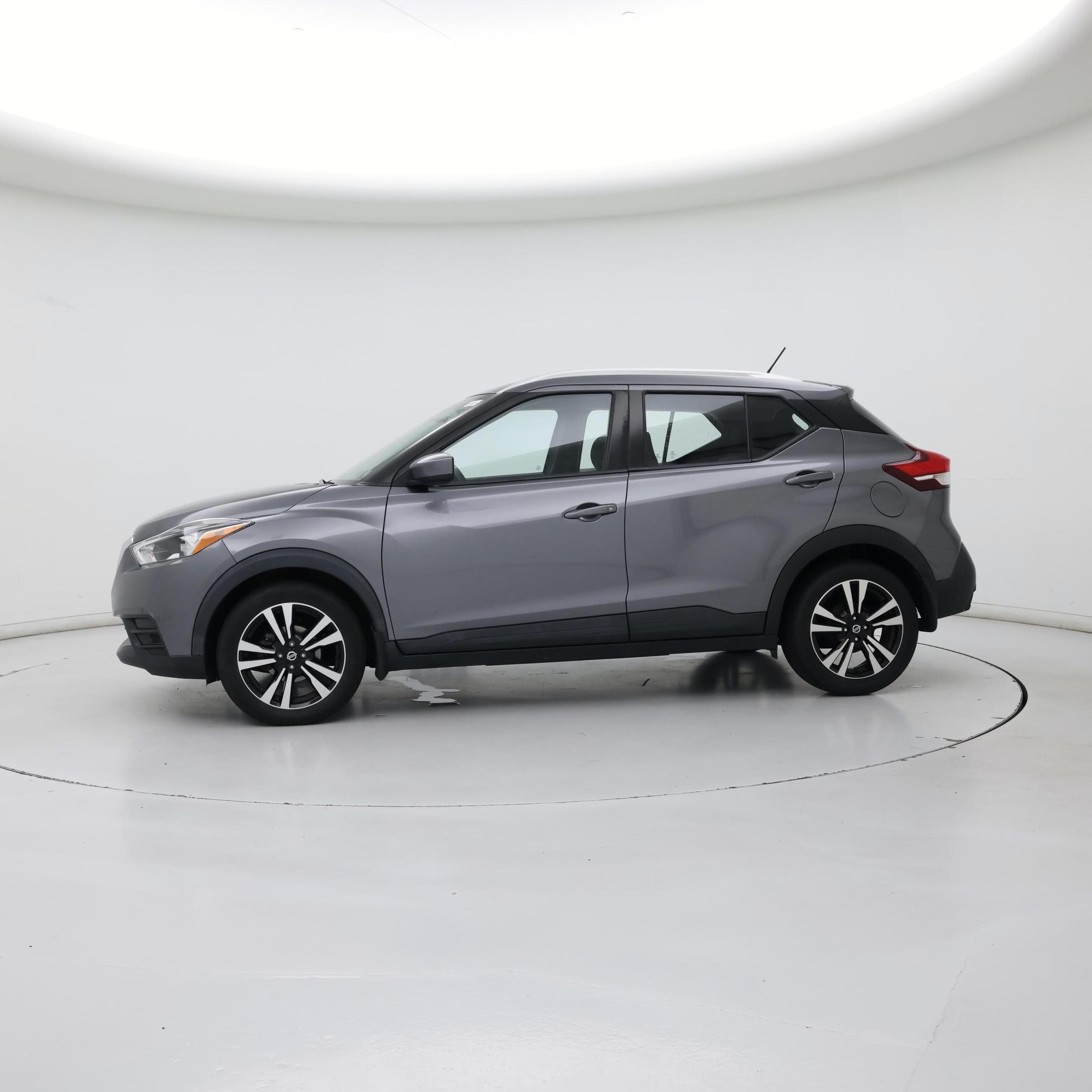 Thumbnail: 2019 Nissan Kicks - 3