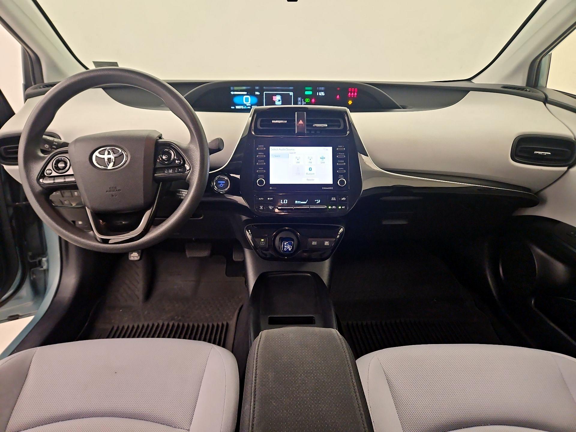 Thumbnail: 2022 Toyota Prius - 9