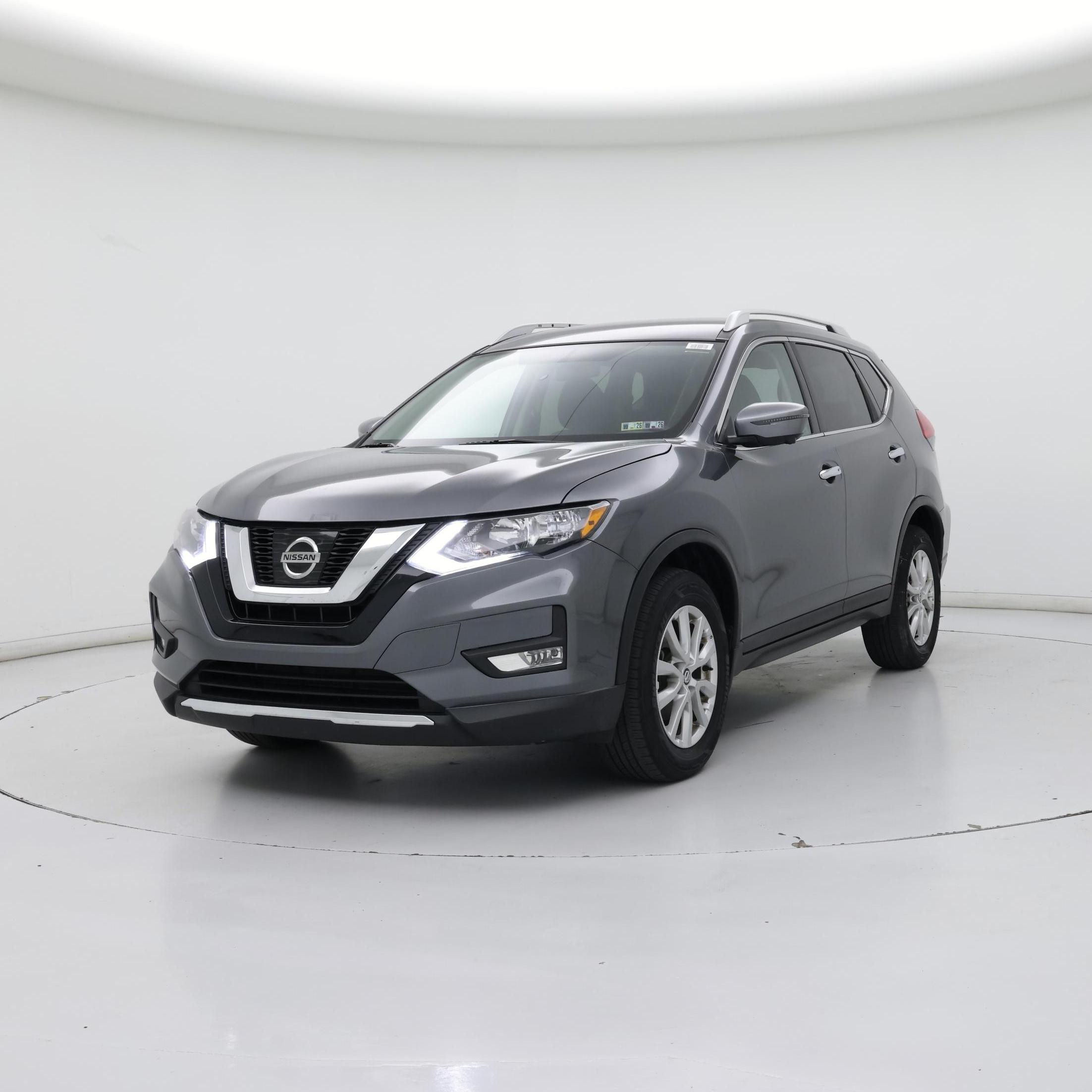 Thumbnail: 2017 Nissan Rogue - 4