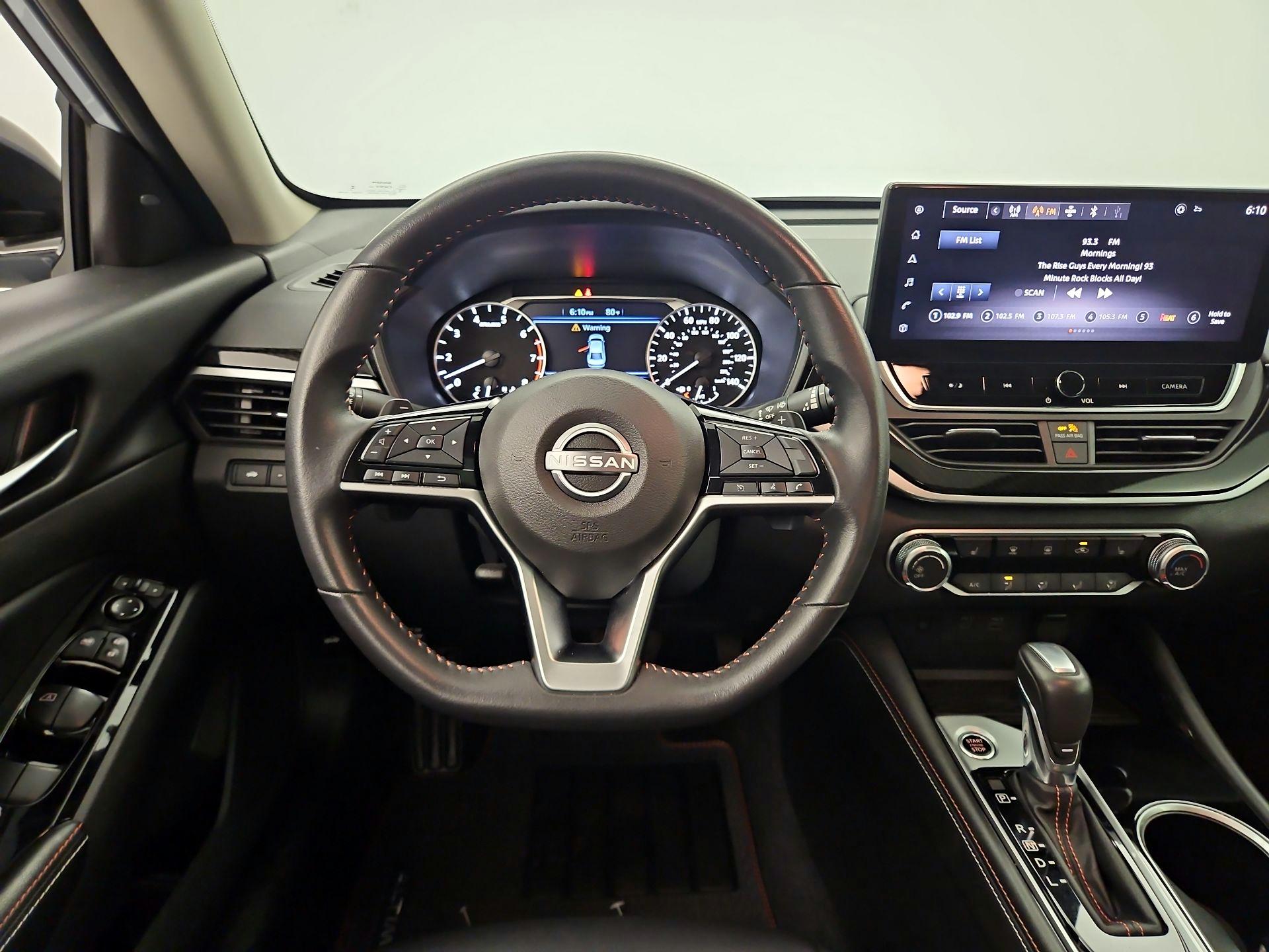 Thumbnail: 2024 Nissan Altima - 10