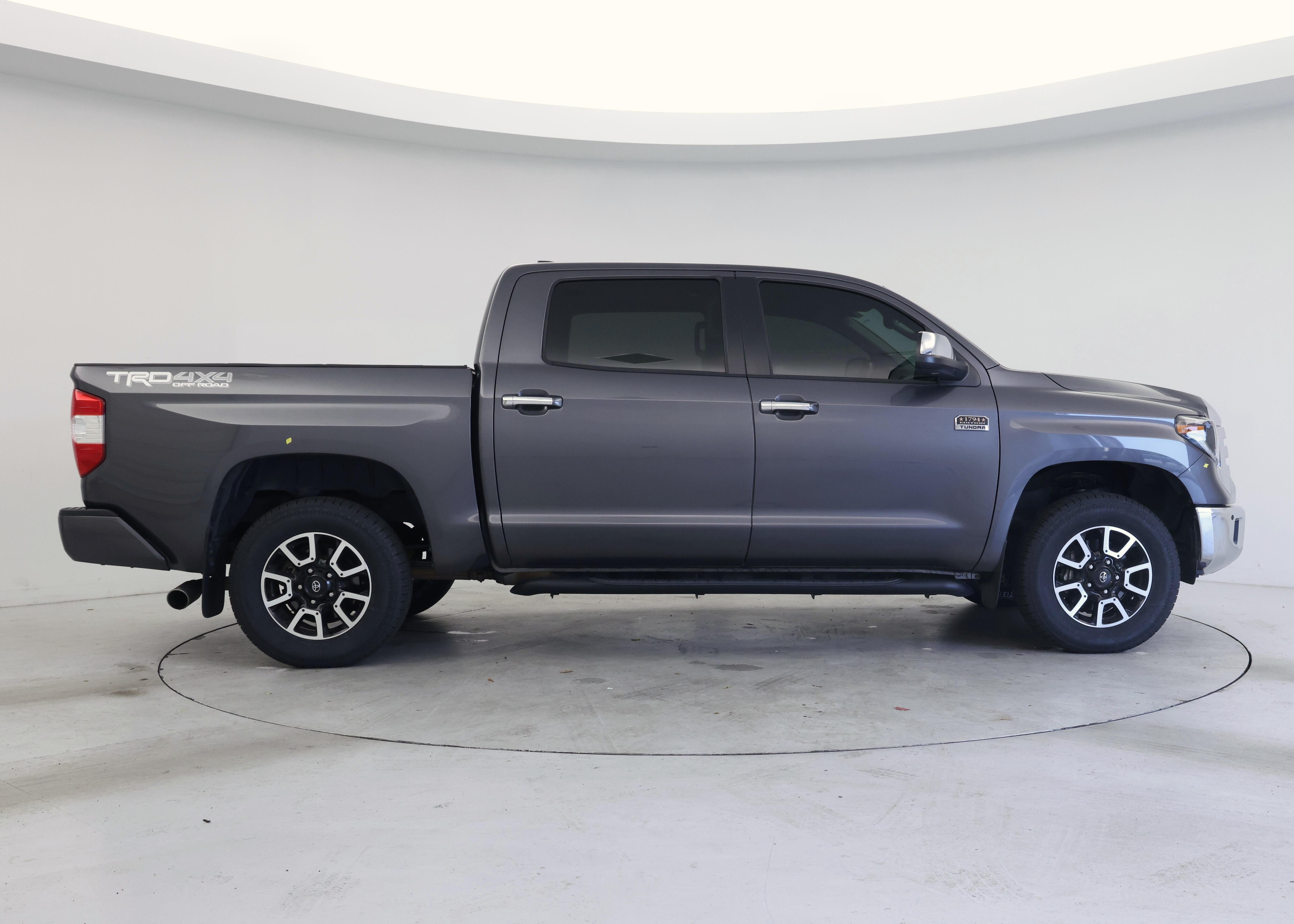 Thumbnail: 2021 Toyota Tundra - 7
