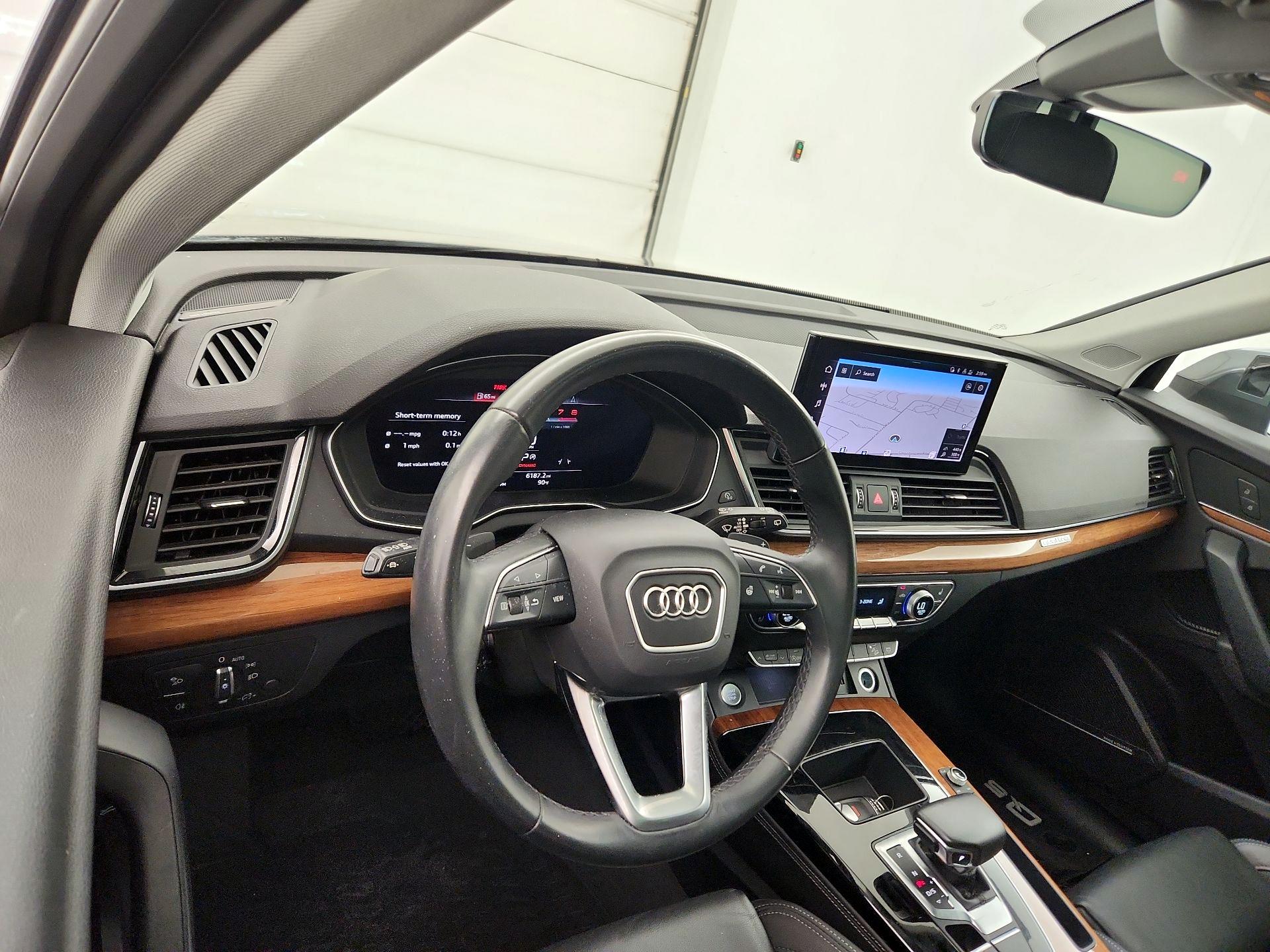 Thumbnail: 2023 Audi Q5 - 9