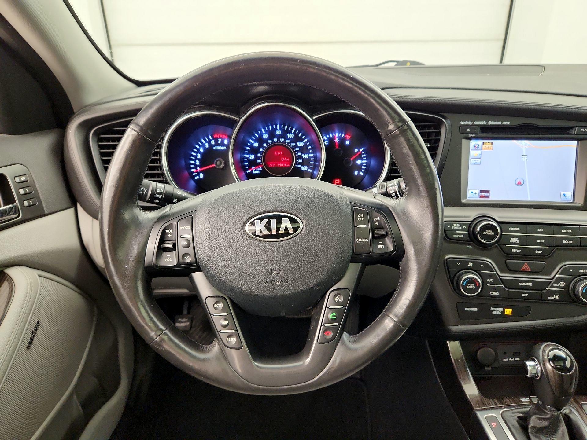 Thumbnail: 2013 Kia Optima - 10