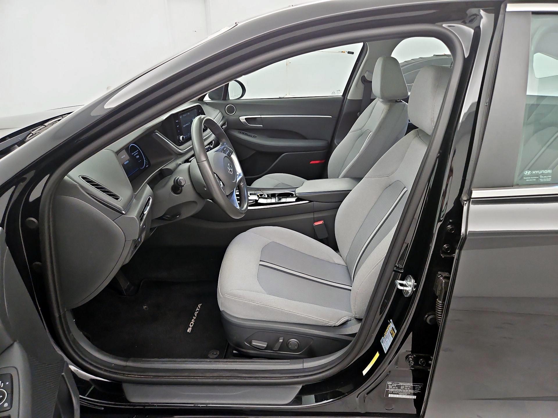 Thumbnail: 2022 Hyundai Sonata - 11