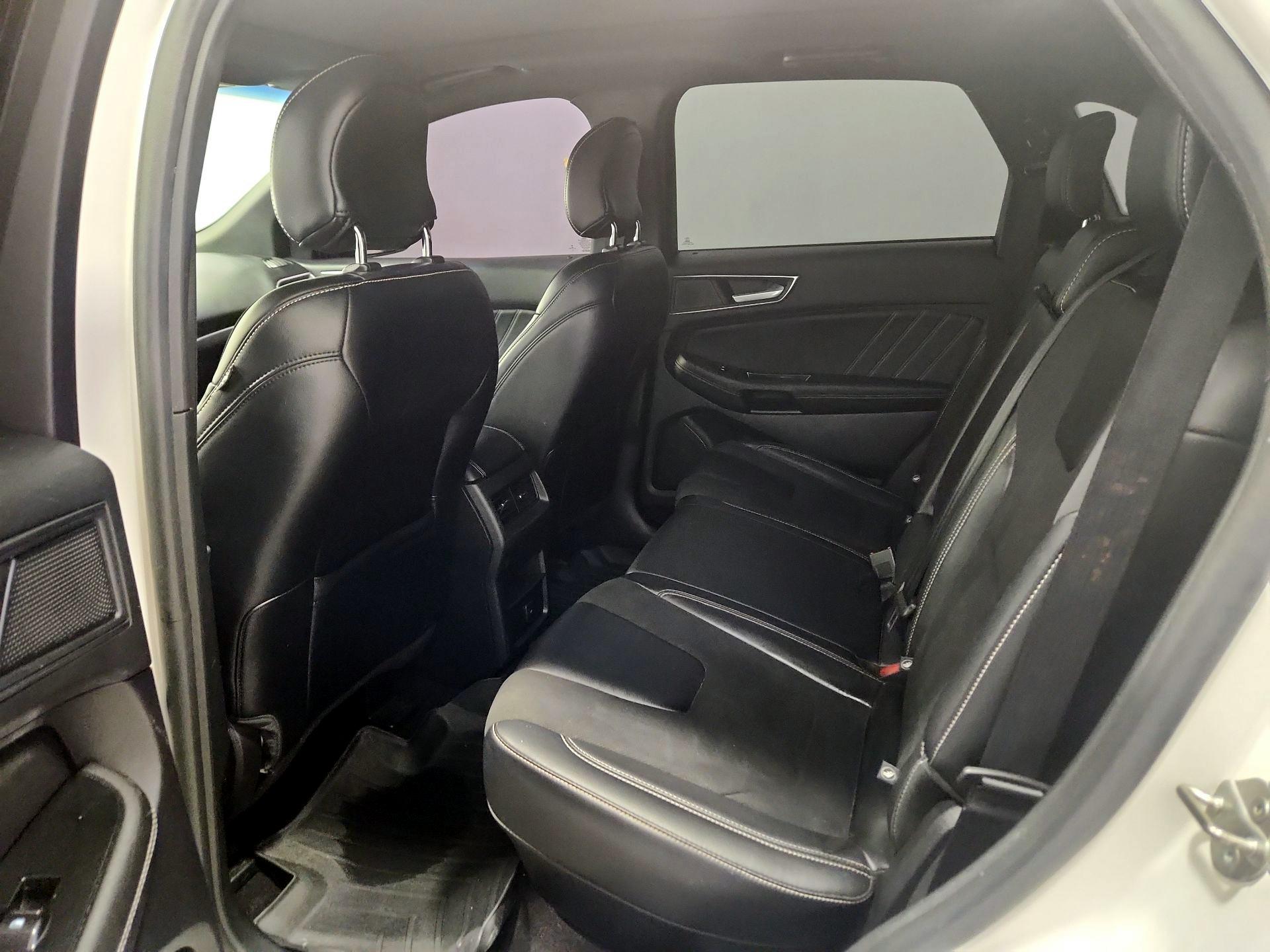 Thumbnail: 2019 Ford Edge - 20