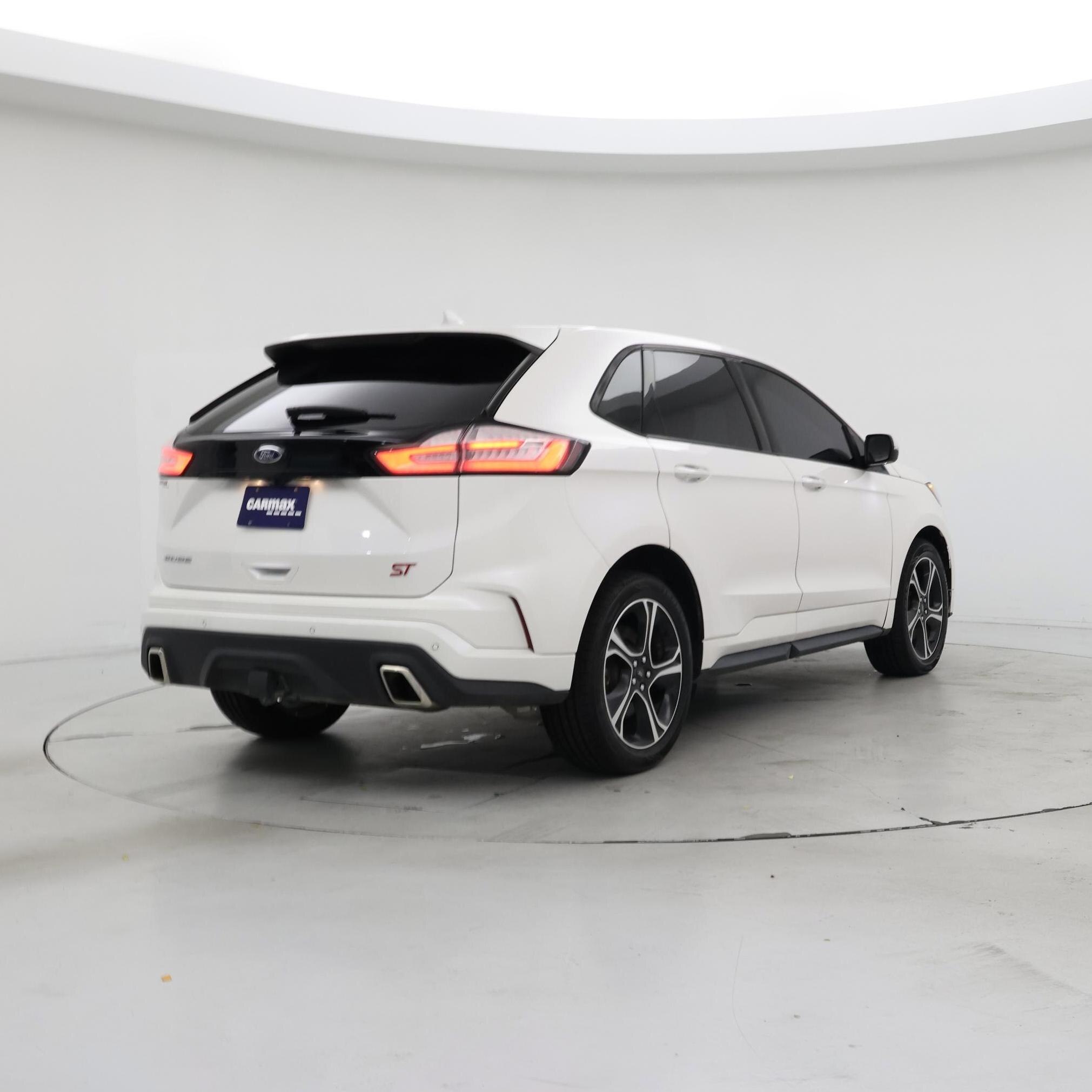 Thumbnail: 2019 Ford Edge - 8