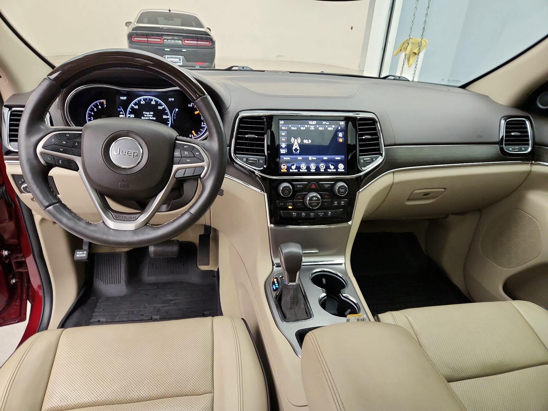 Thumbnail: 2020 Jeep Grand Cherokee - 9