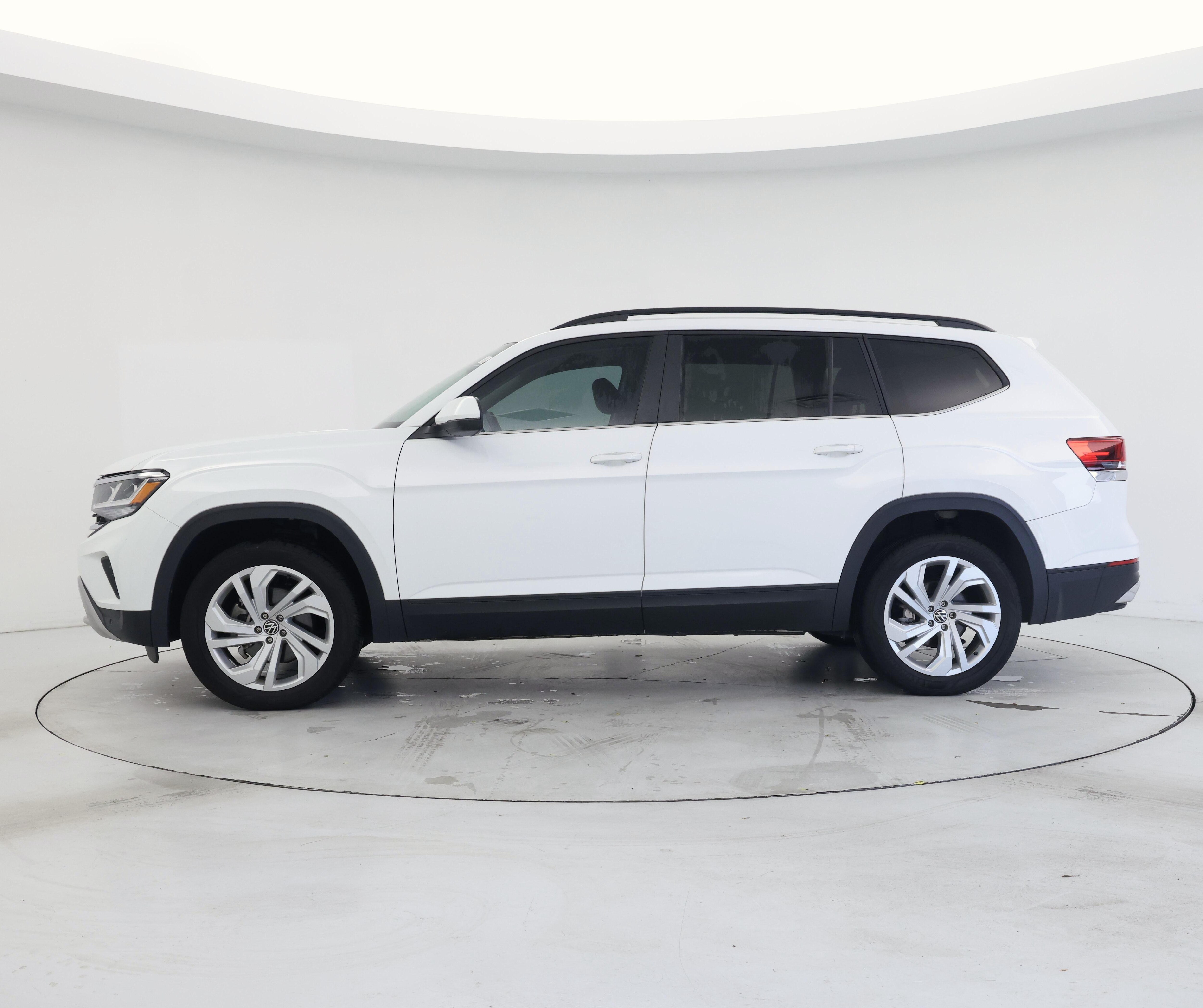 Thumbnail: 2023 Volkswagen Atlas - 3