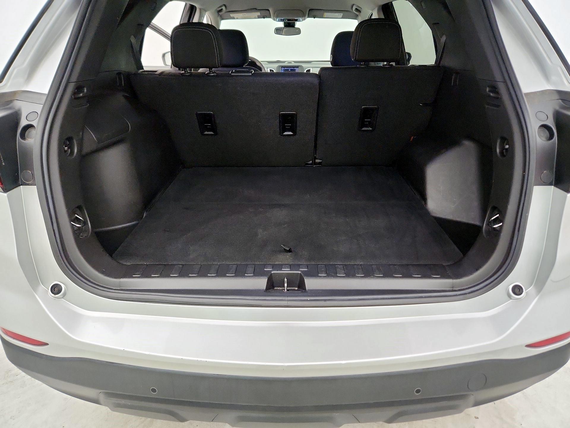 Thumbnail: 2022 Chevrolet Equinox - 20