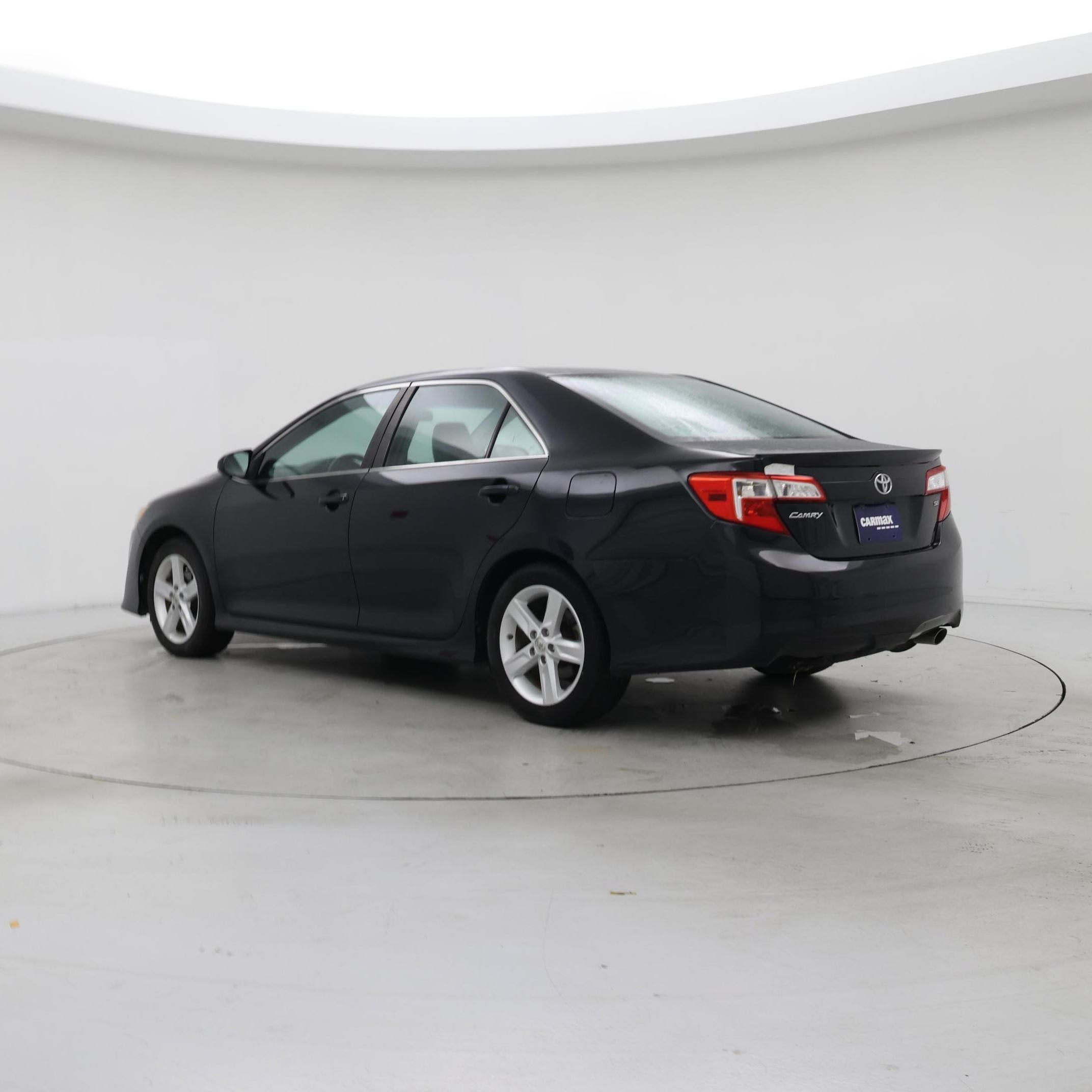 Thumbnail: 2014 Toyota Camry - 2