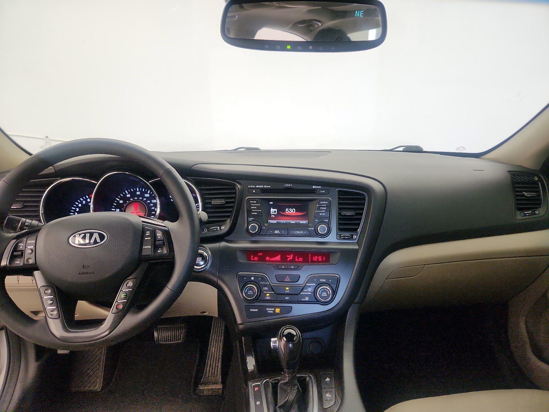 Thumbnail: 2013 Kia Optima - 9