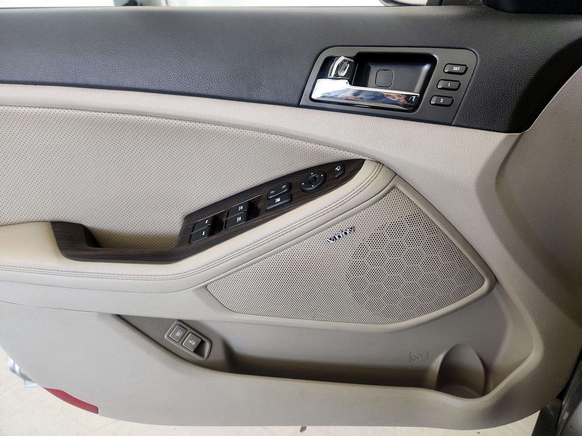 Thumbnail: 2013 Kia Optima - 12