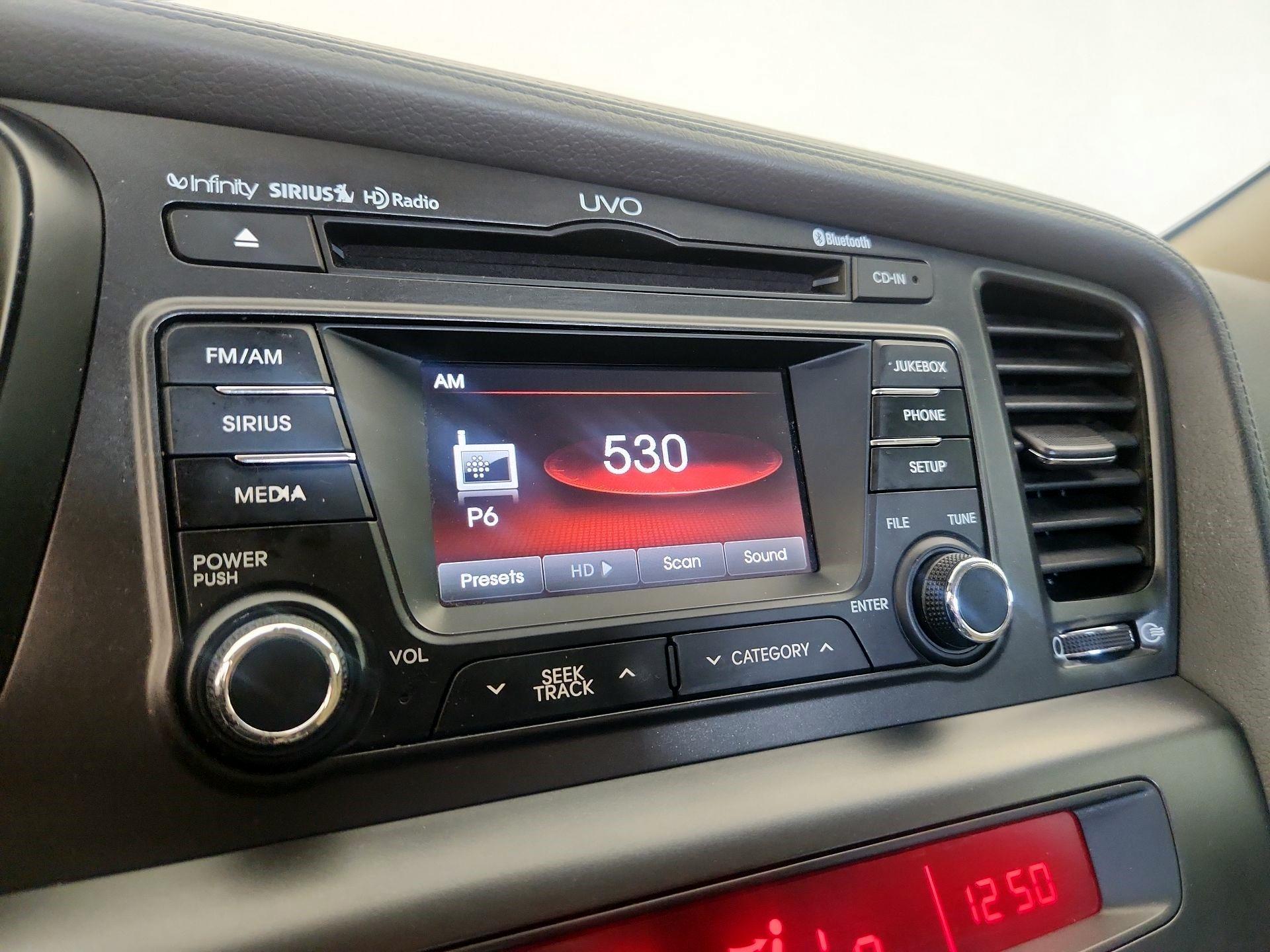 Thumbnail: 2013 Kia Optima - 15