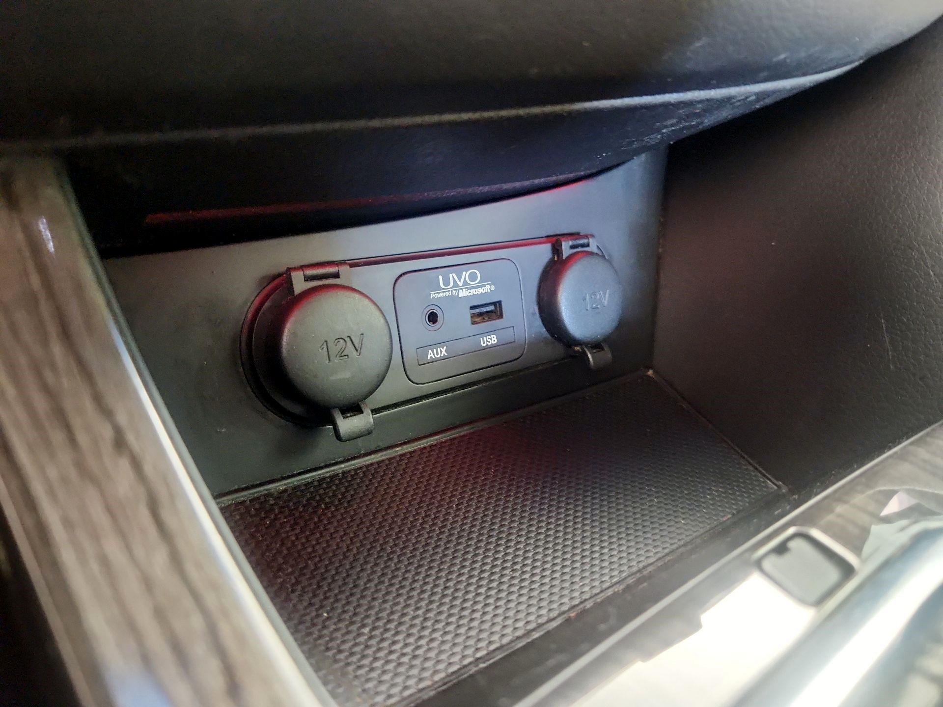 Thumbnail: 2013 Kia Optima - 18