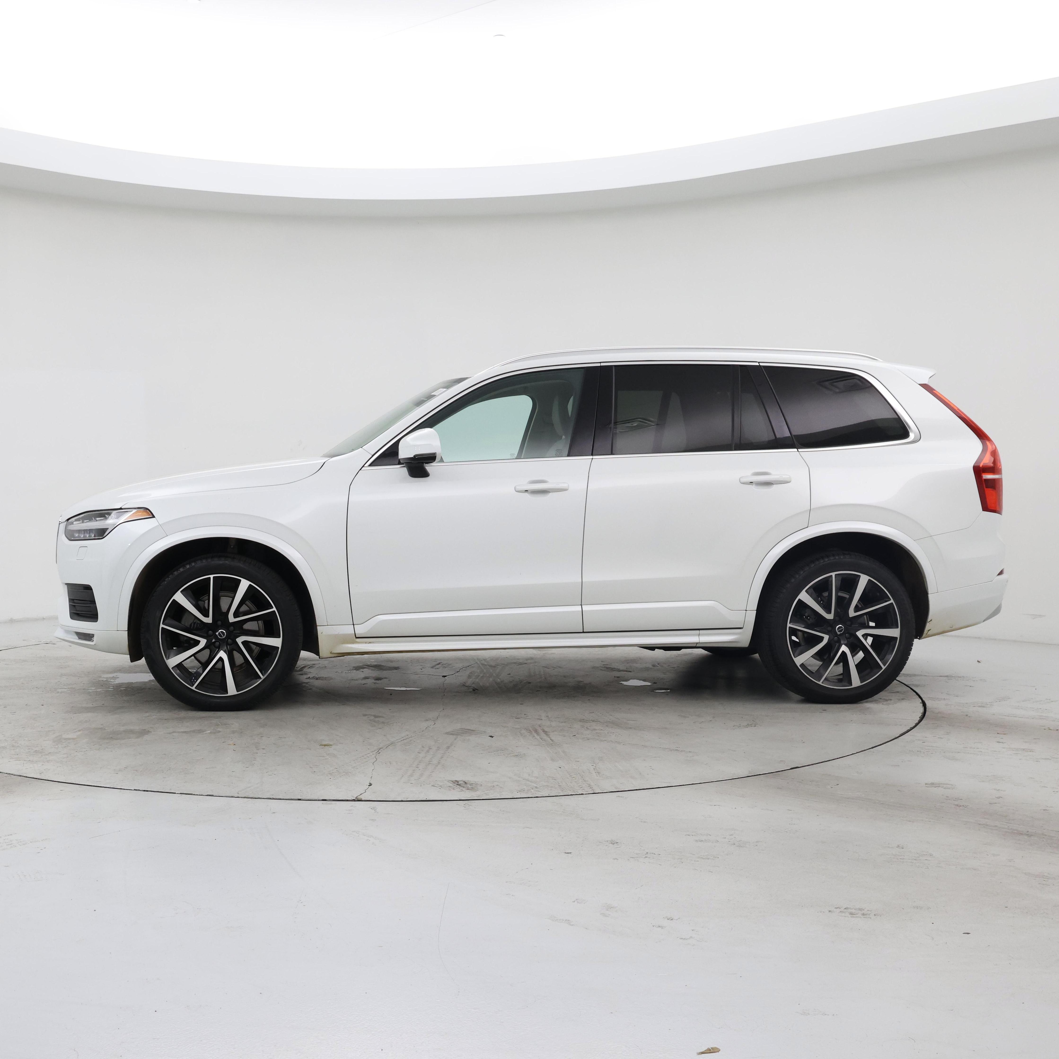 Thumbnail: 2022 Volvo XC90 - 3