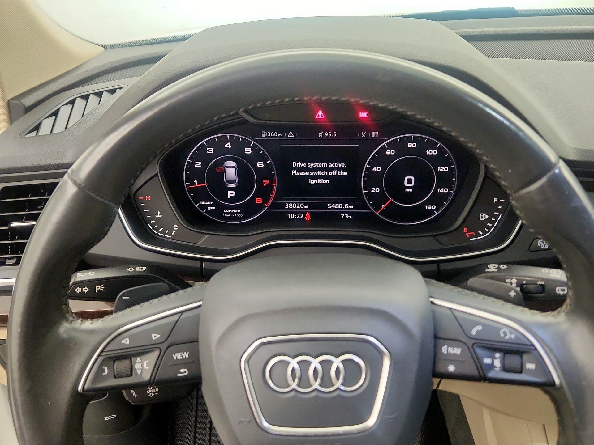Thumbnail: 2020 Audi Q5 - 10