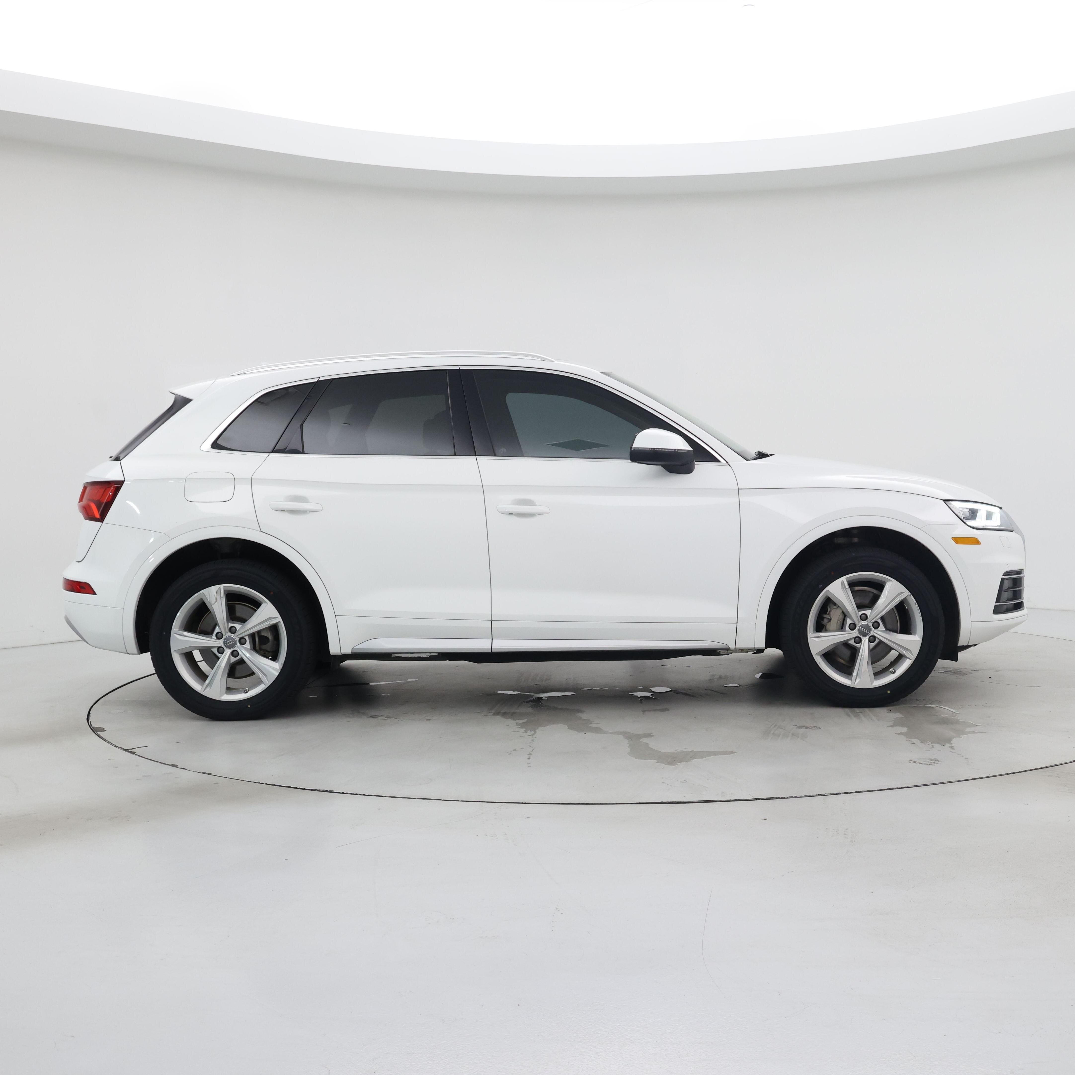 Thumbnail: 2020 Audi Q5 - 7