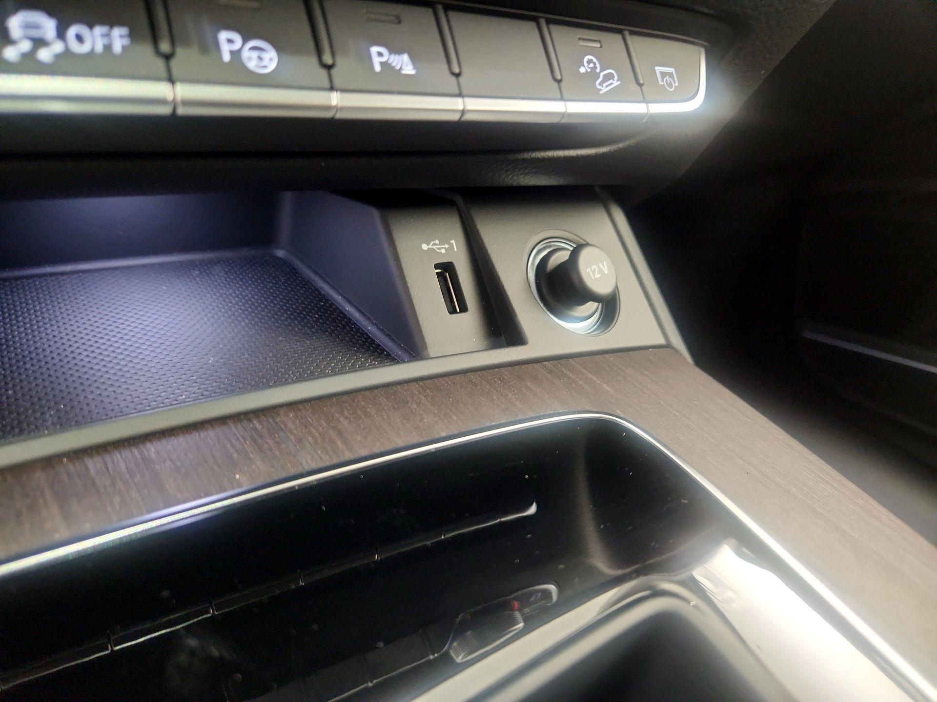 Thumbnail: 2023 Audi Q5 - 19