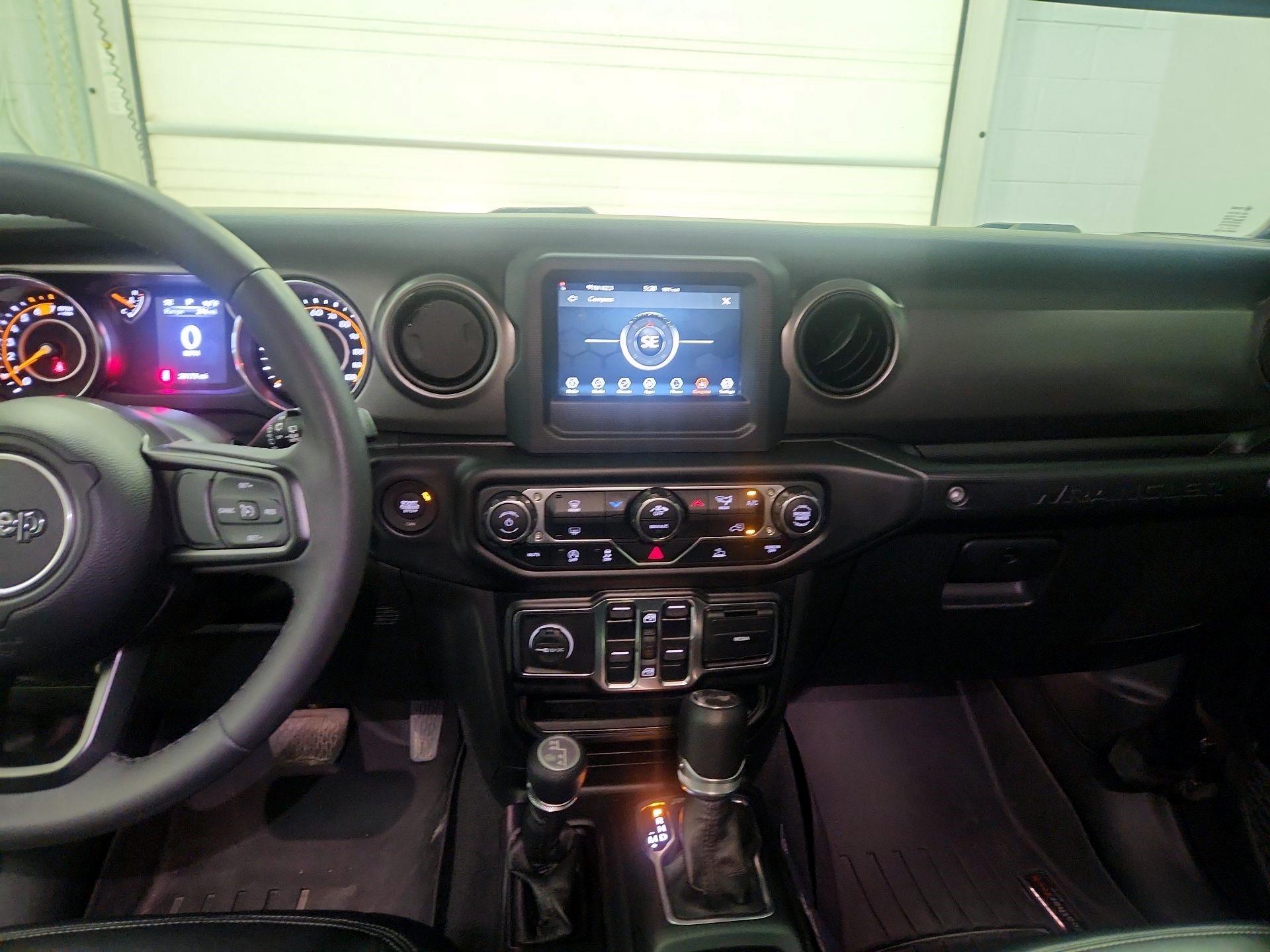 Thumbnail: 2023 Jeep Wrangler - 9