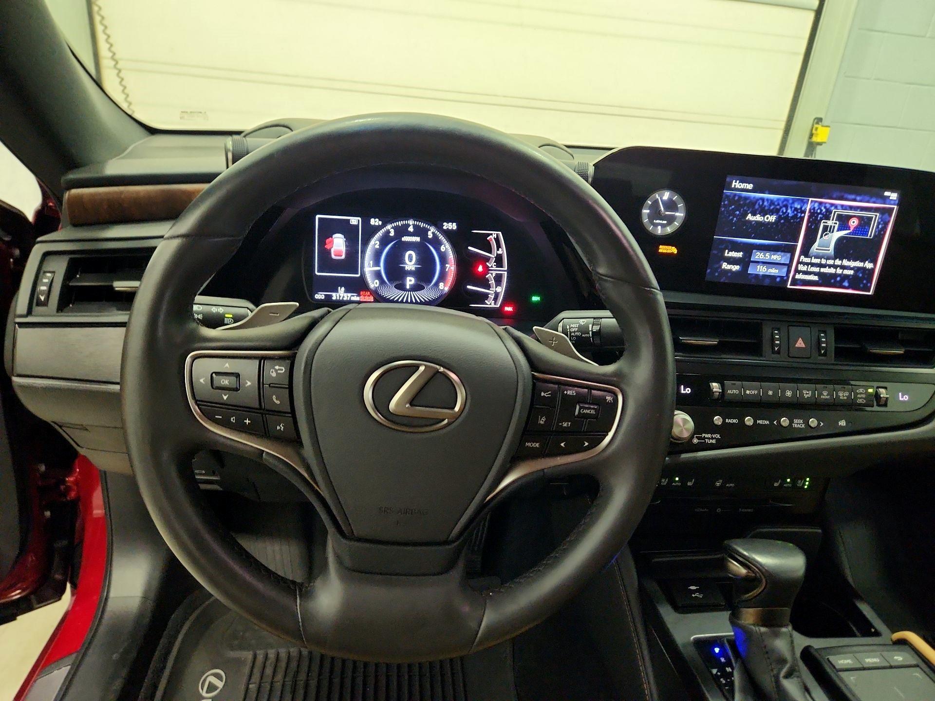 Thumbnail: 2022 Lexus ES - 10