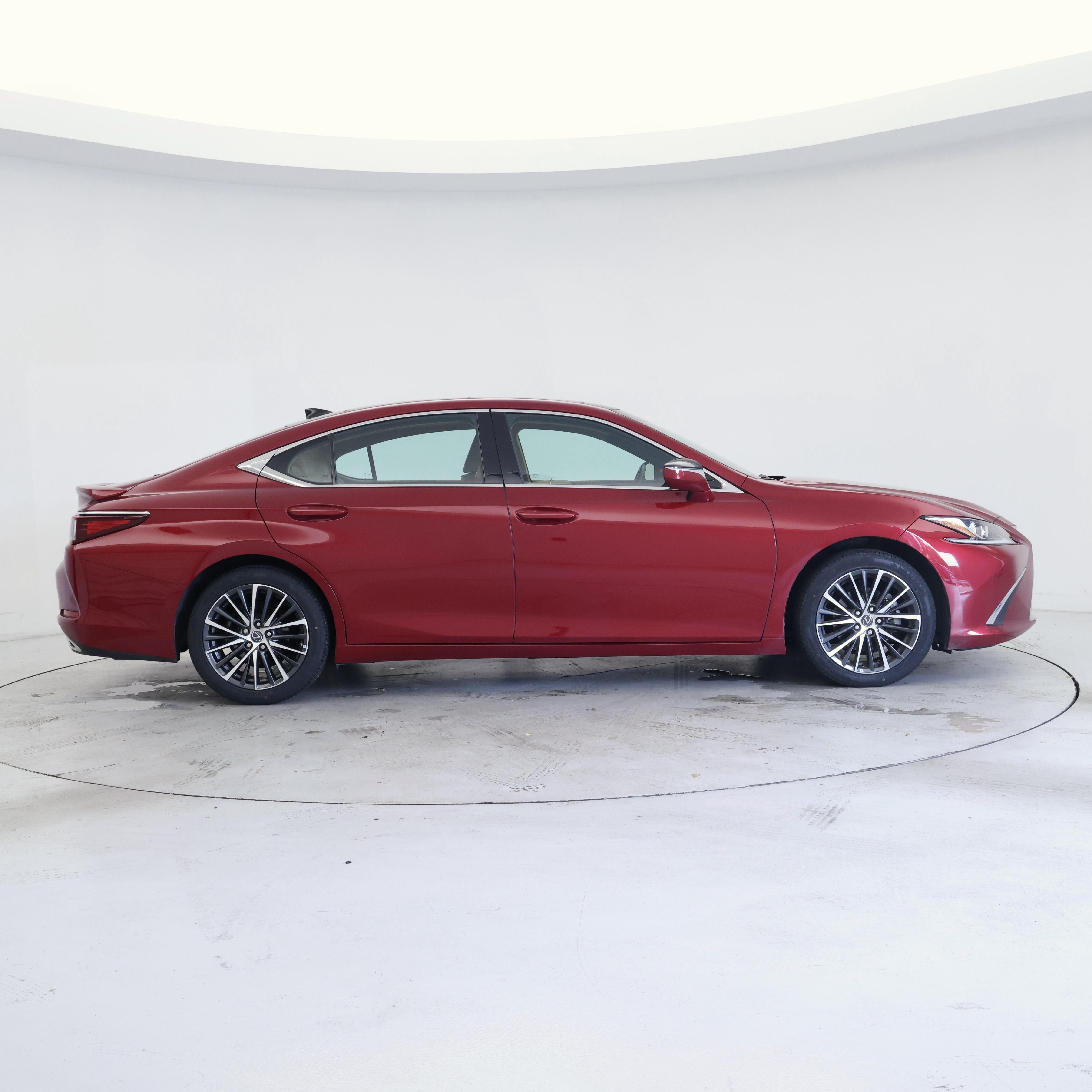 Thumbnail: 2022 Lexus ES - 7
