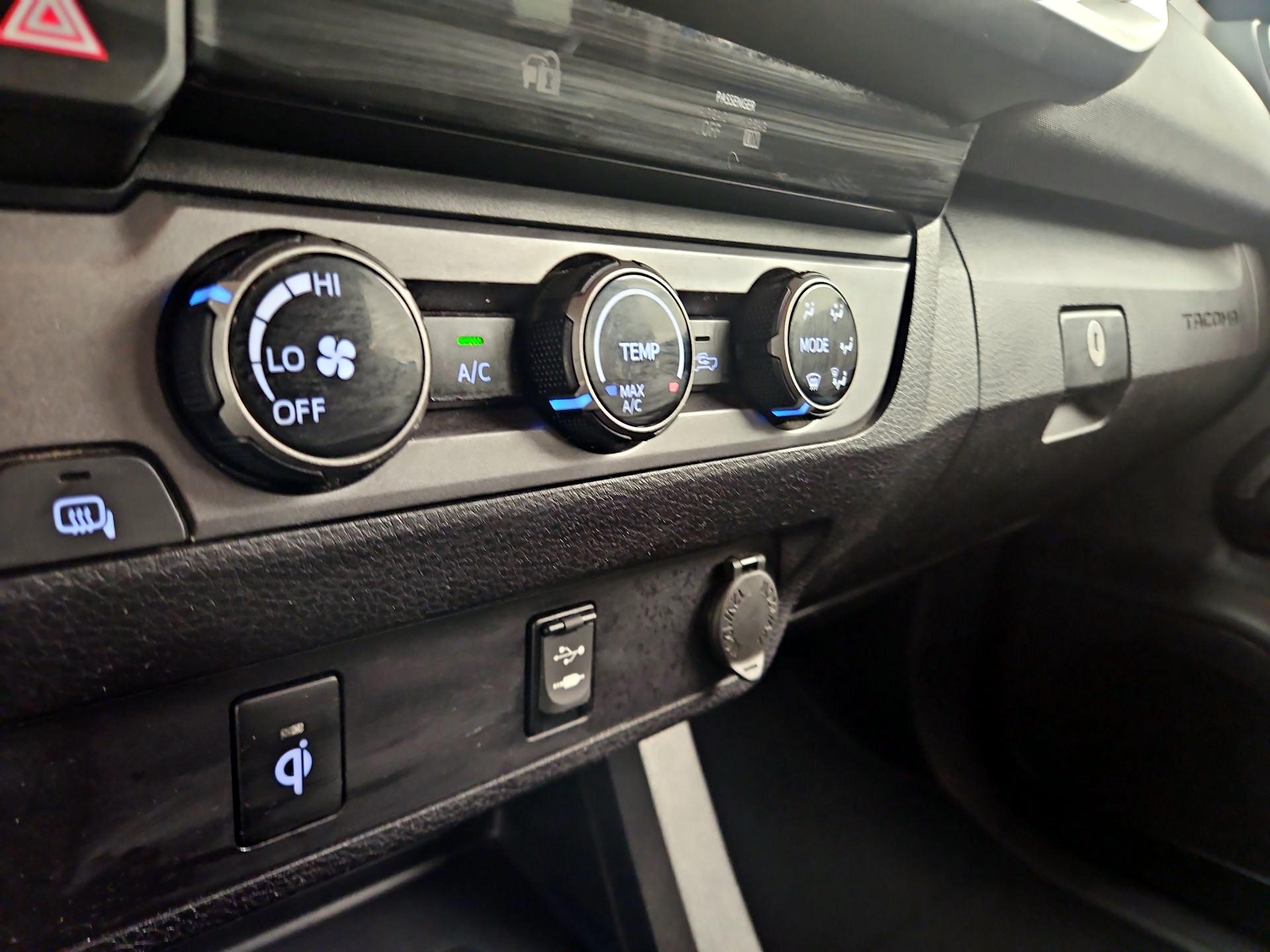 Thumbnail: 2017 Toyota Tacoma - 16