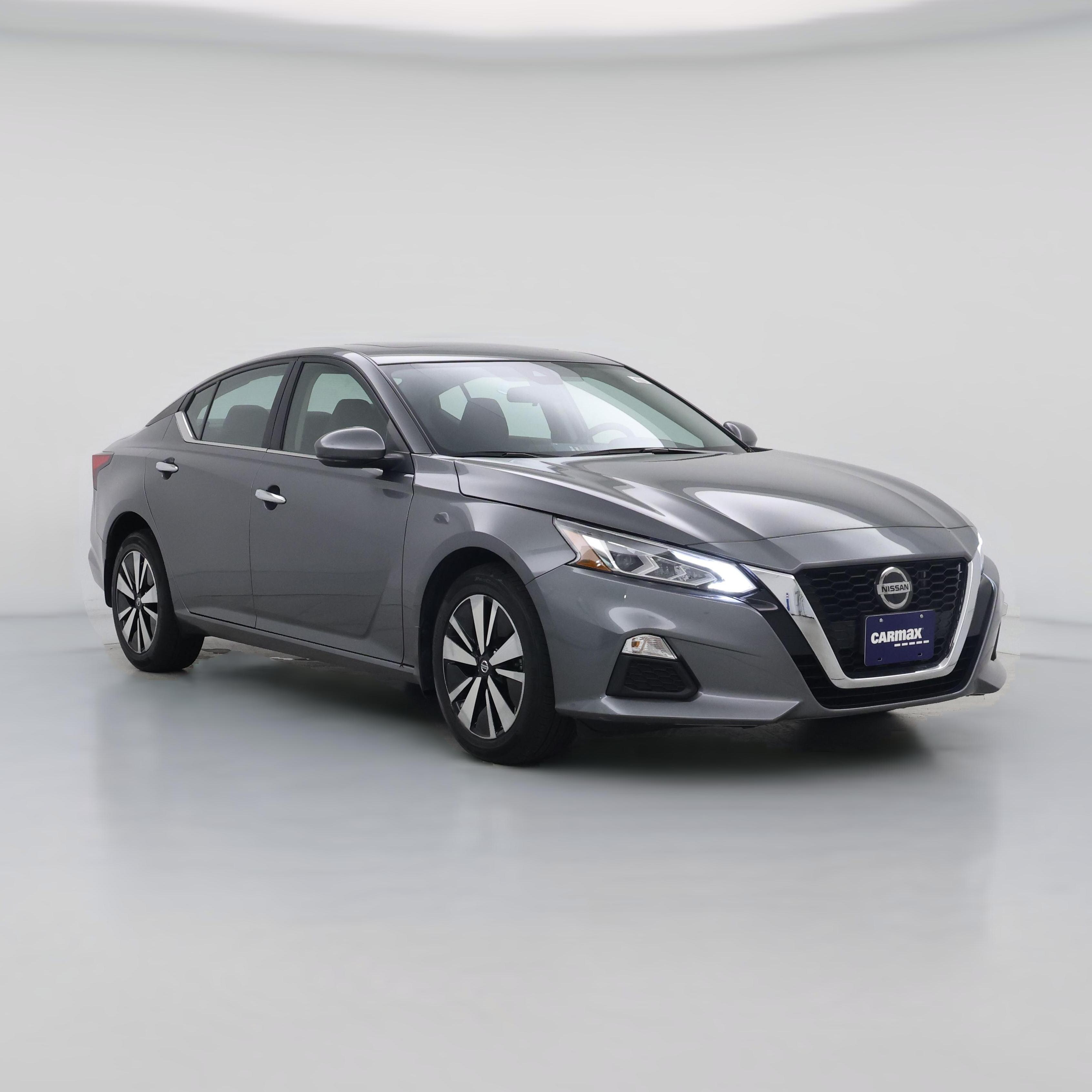 Thumbnail: 2022 Nissan Altima - 1