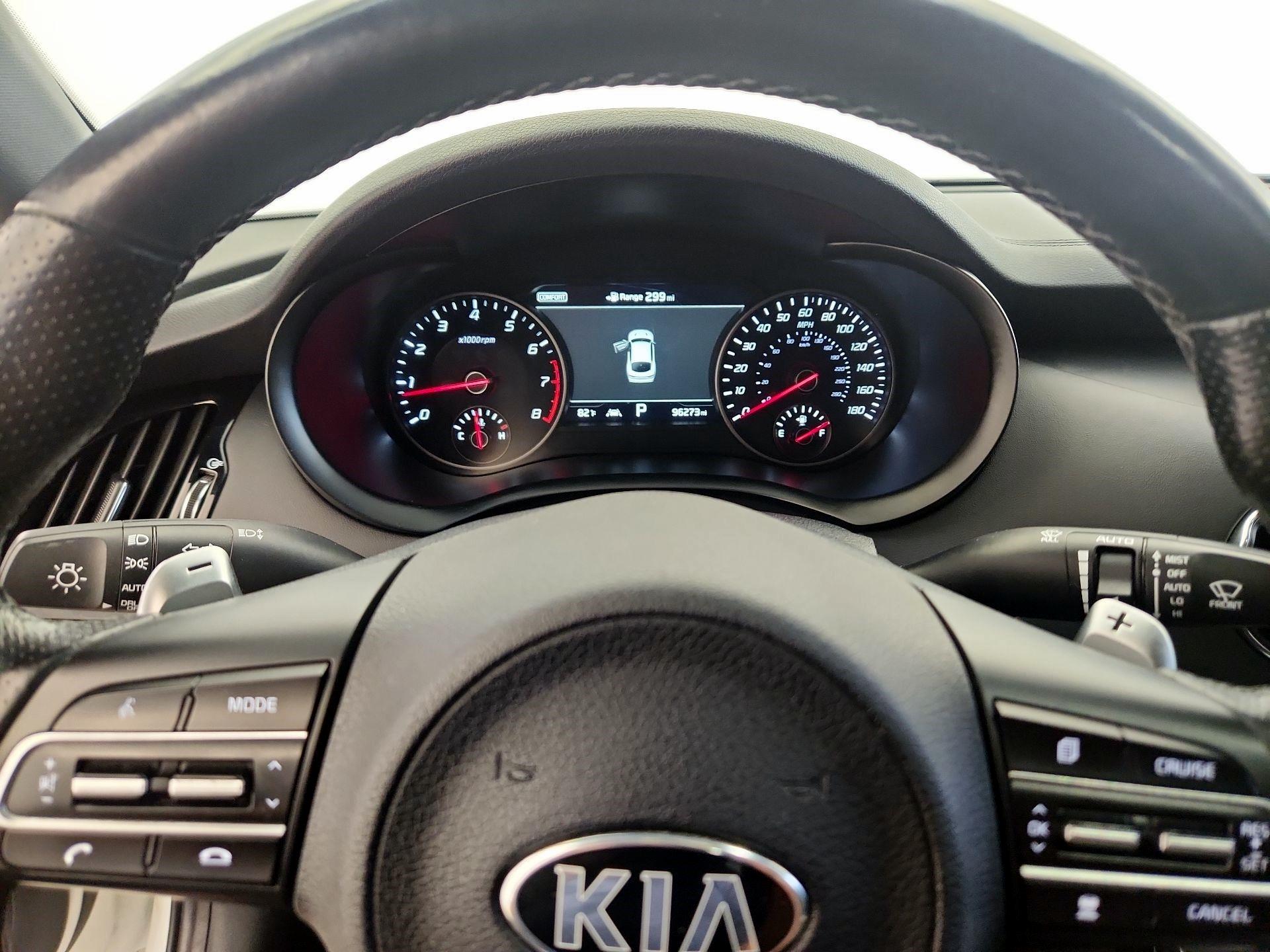 Thumbnail: 2019 Kia Stinger - 10