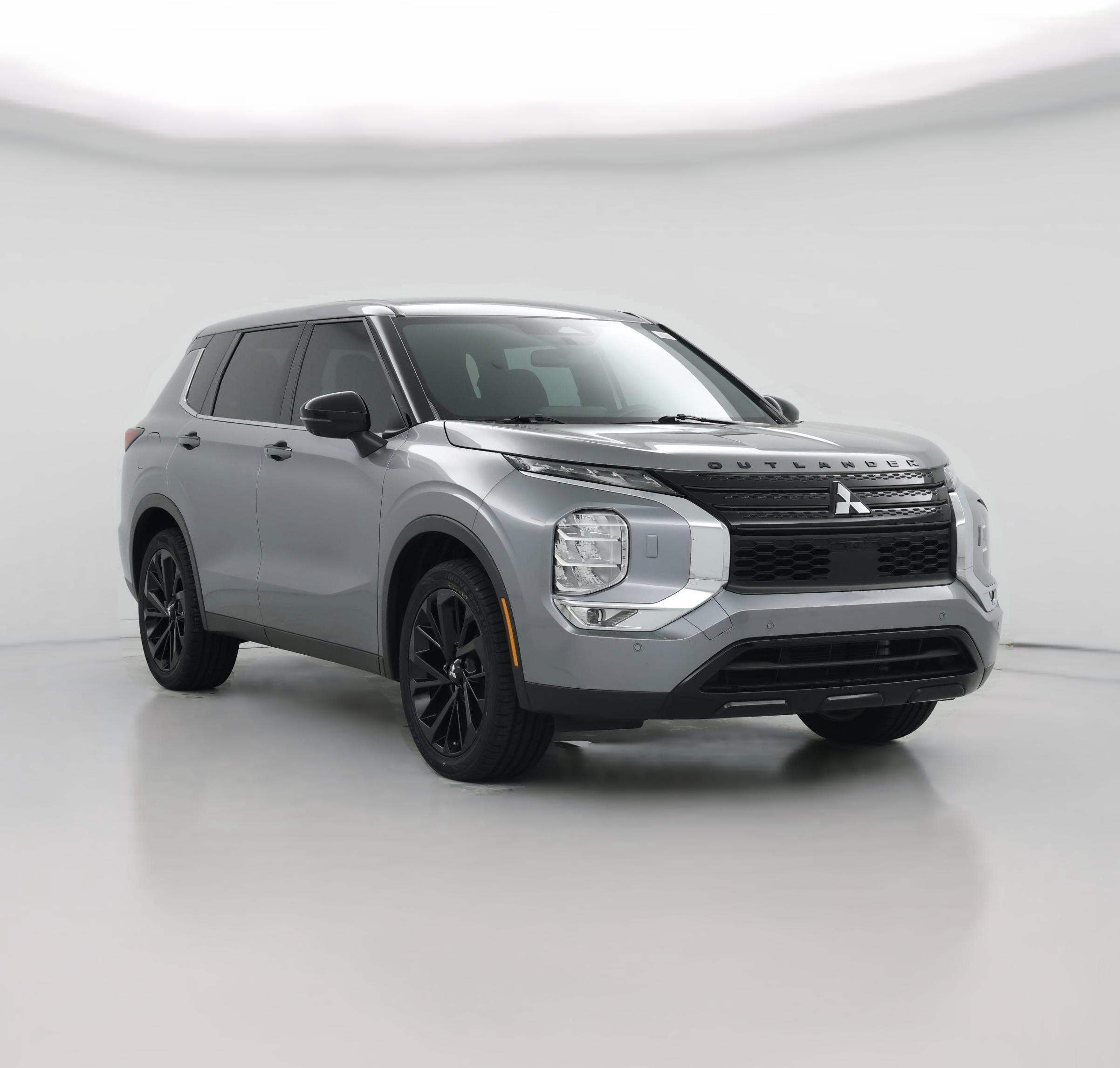 Thumbnail: 2023 Mitsubishi Outlander - 1