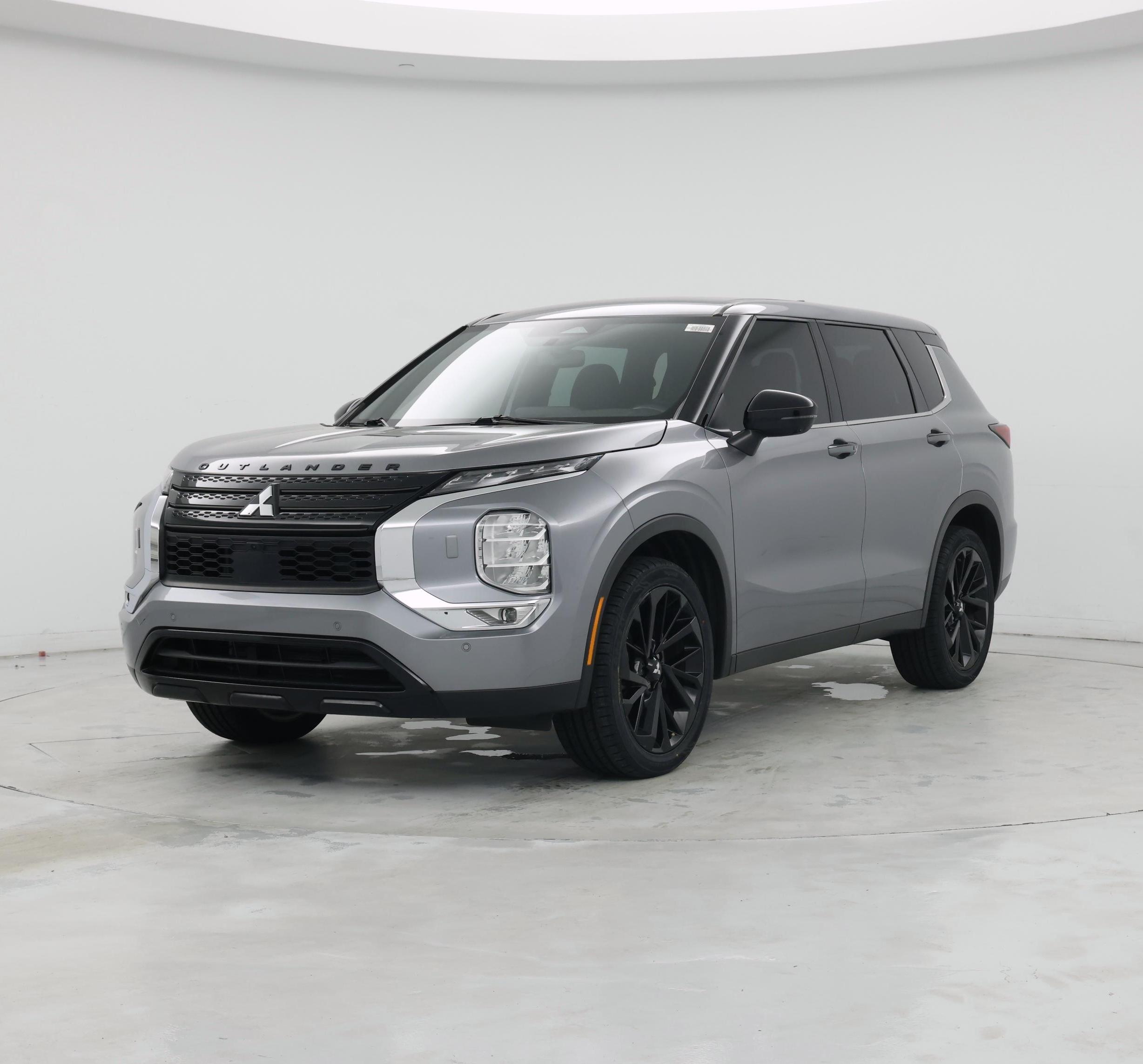 Thumbnail: 2023 Mitsubishi Outlander - 4