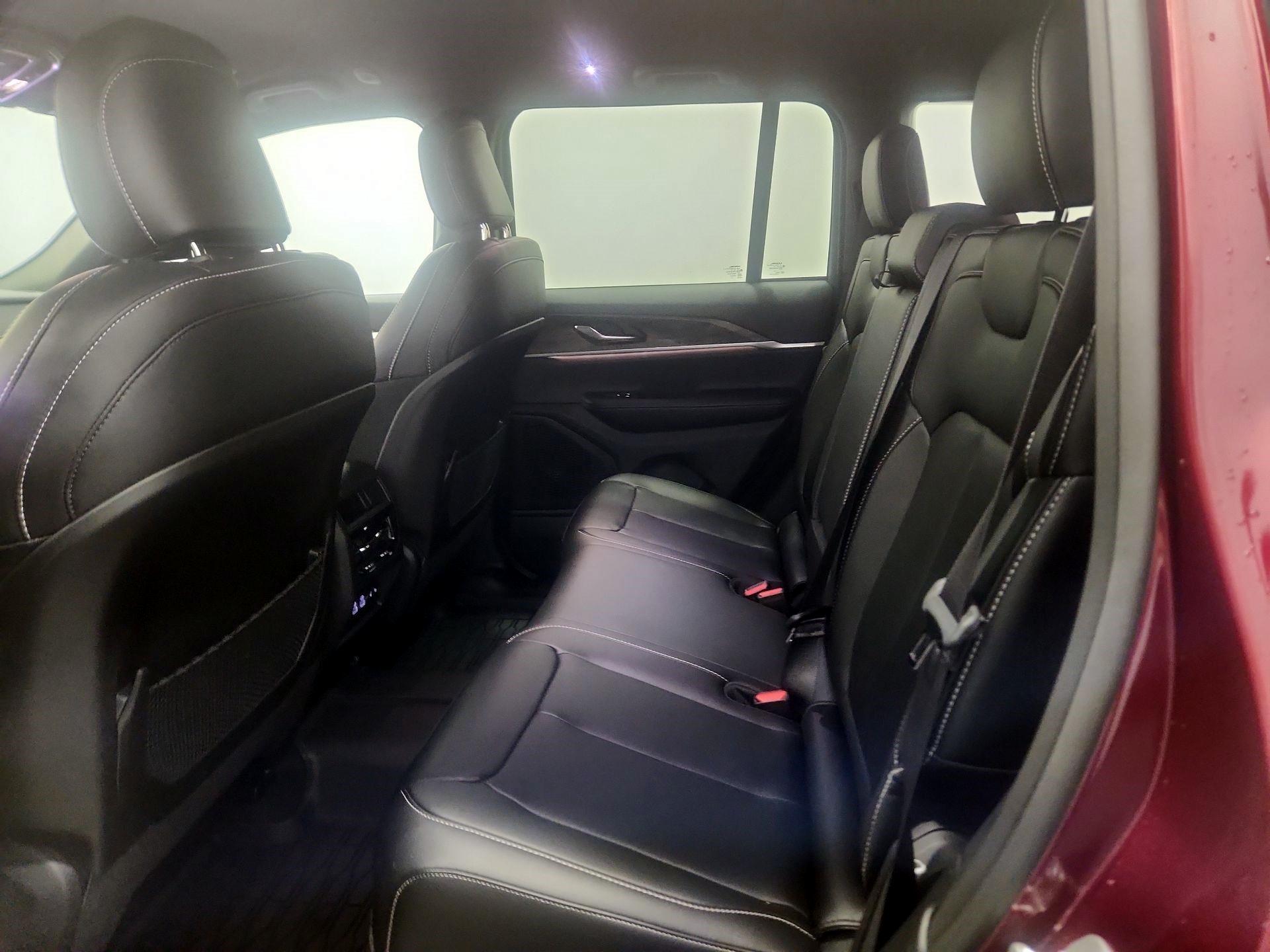 Thumbnail: 2025 Jeep Grand Cherokee - 20