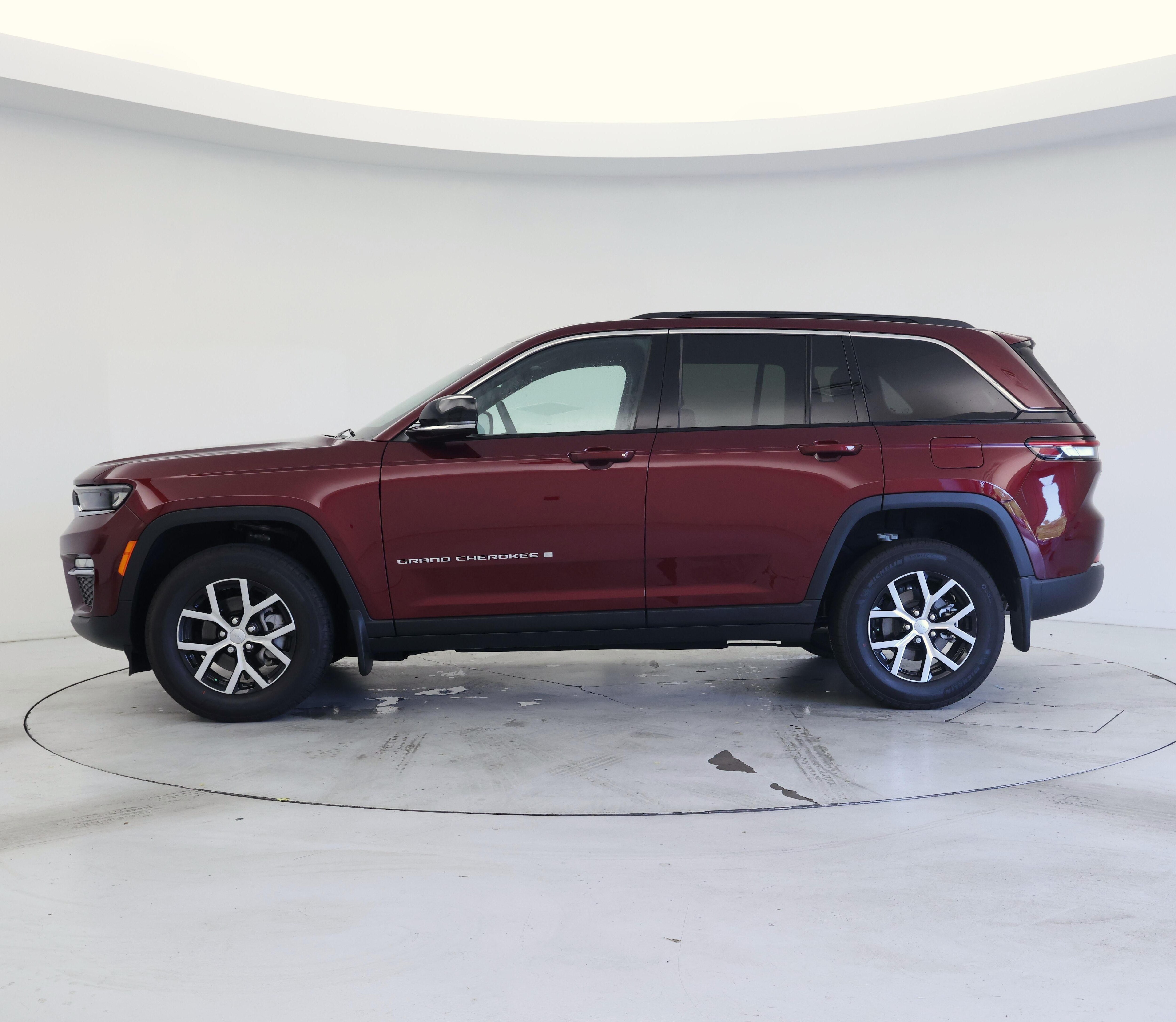 Thumbnail: 2025 Jeep Grand Cherokee - 3