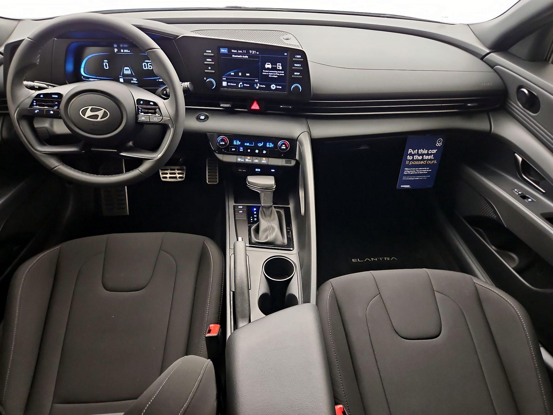 Thumbnail: 2025 Hyundai Elantra - 9