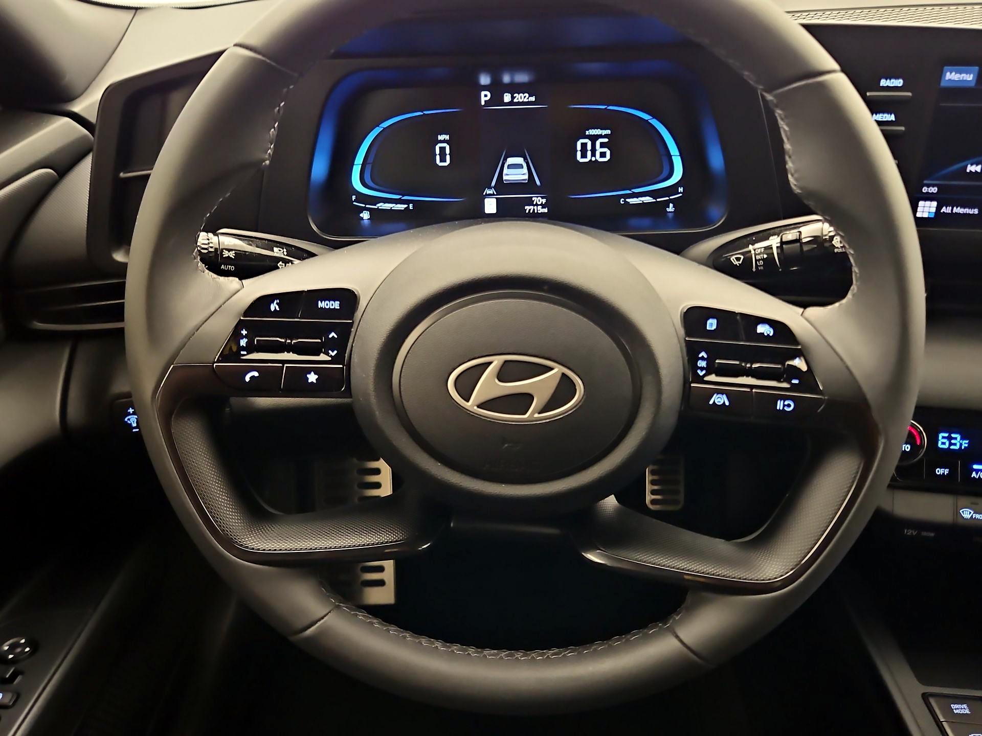Thumbnail: 2025 Hyundai Elantra - 10