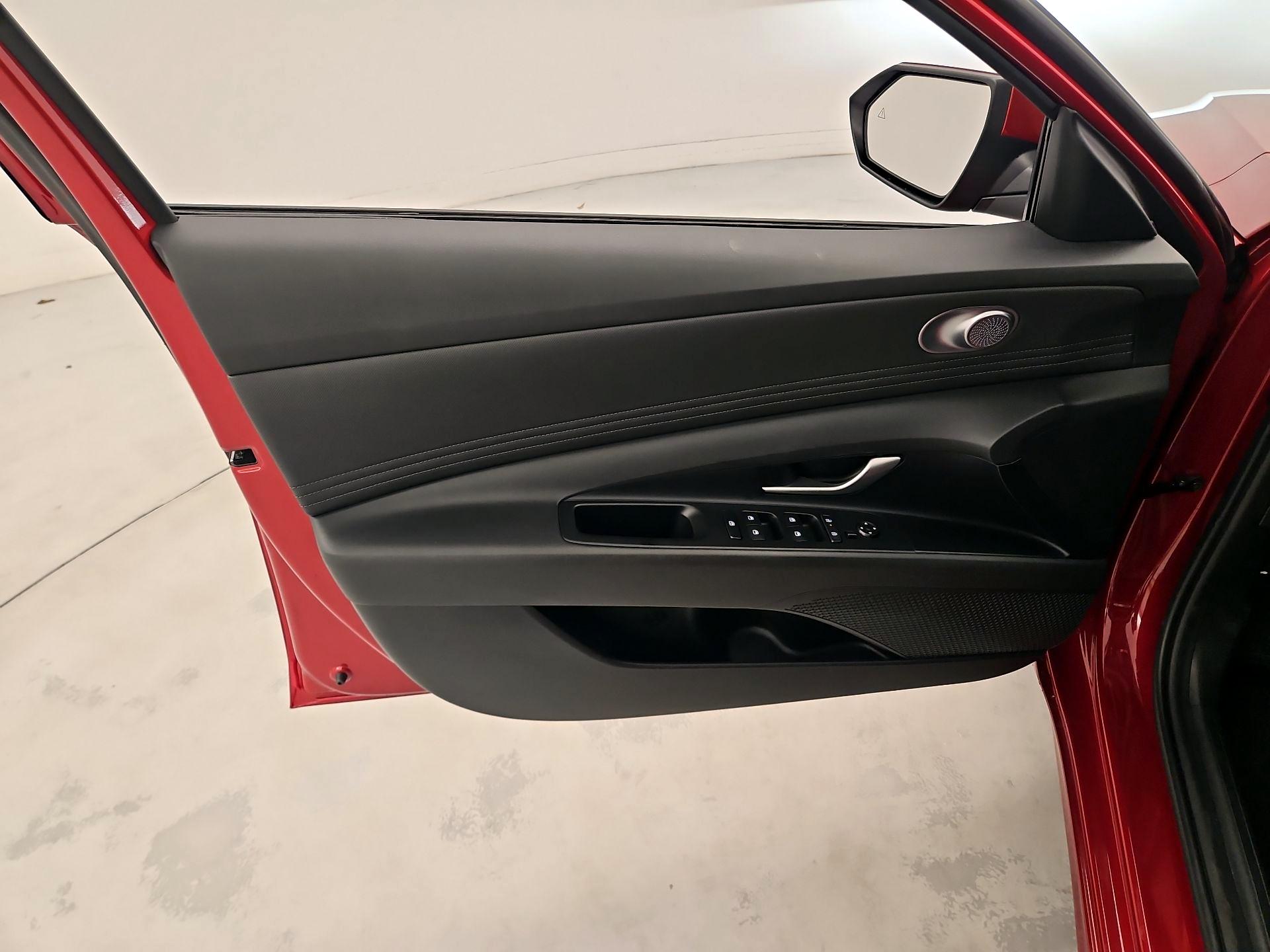 Thumbnail: 2024 Hyundai Elantra - 12