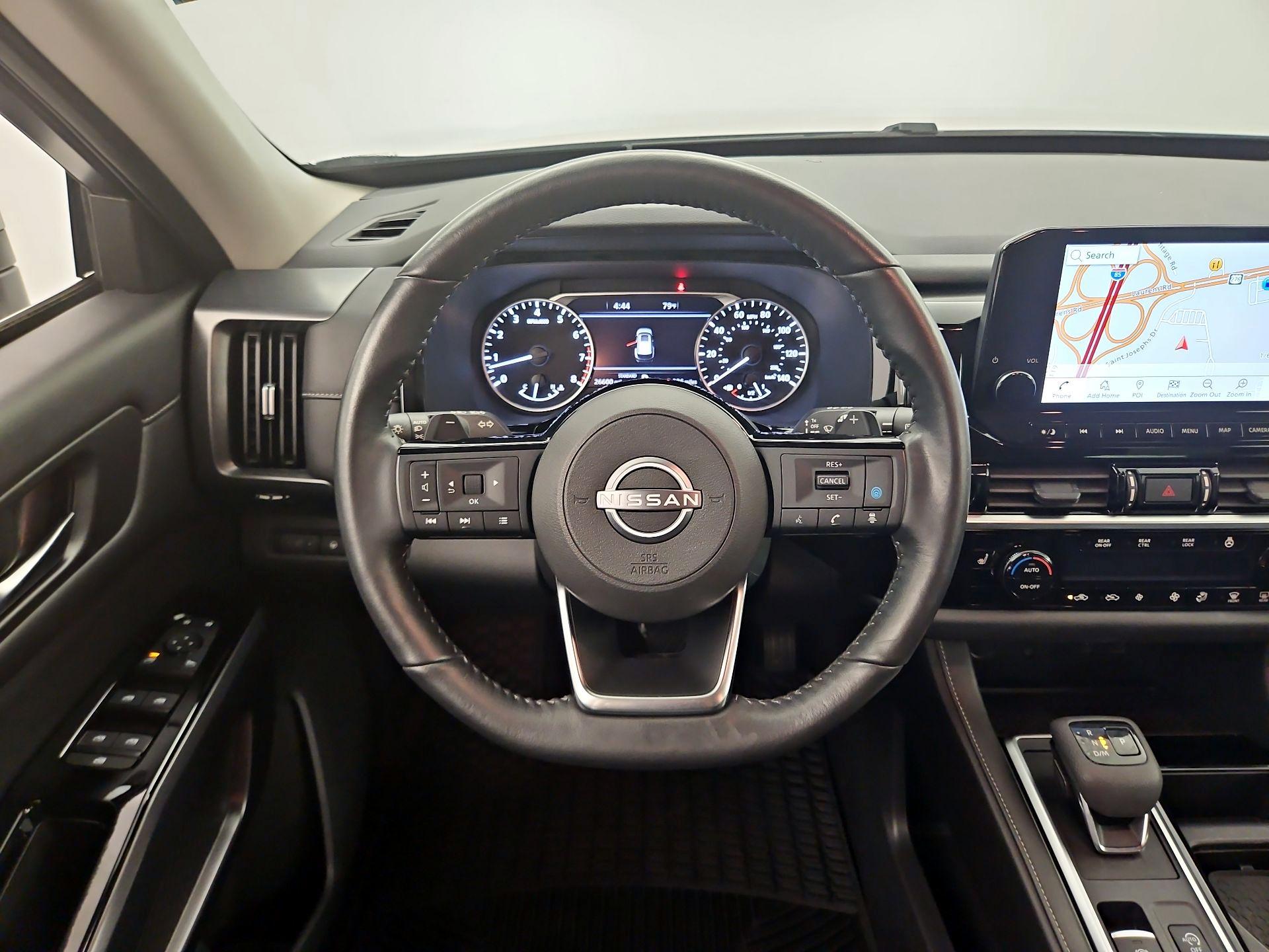 Thumbnail: 2023 Nissan Pathfinder - 10