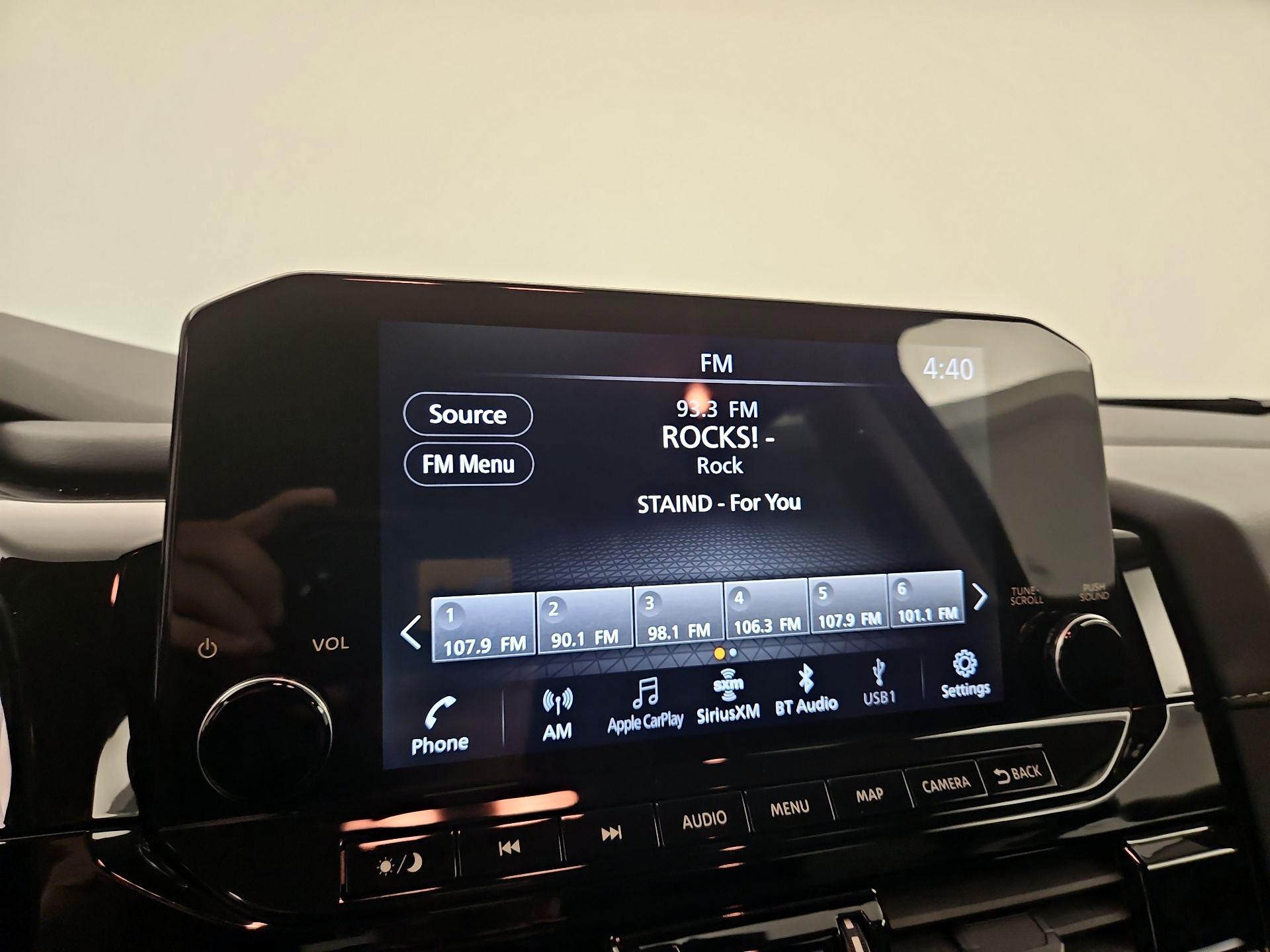 Thumbnail: 2023 Nissan Pathfinder - 16