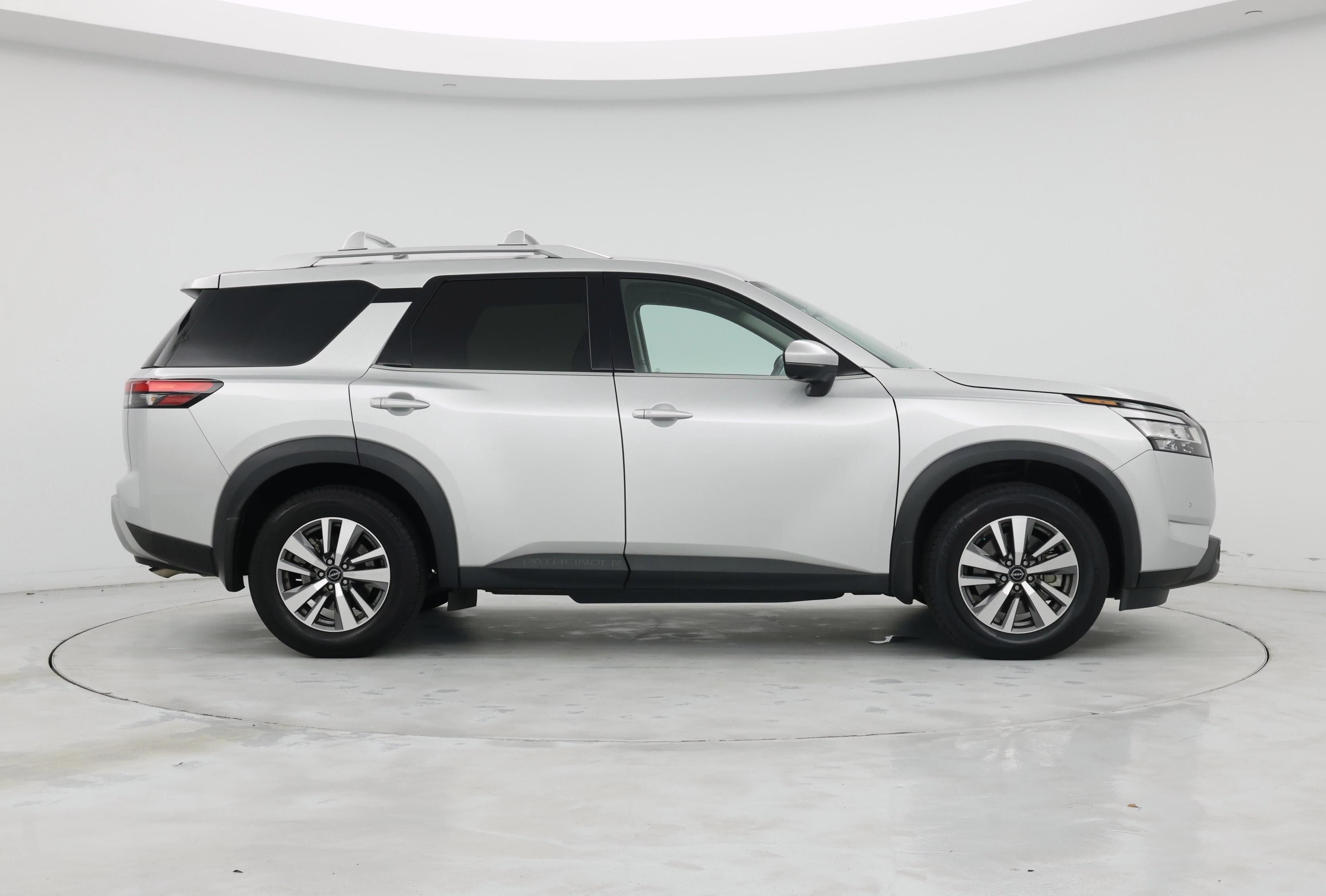 Thumbnail: 2023 Nissan Pathfinder - 7