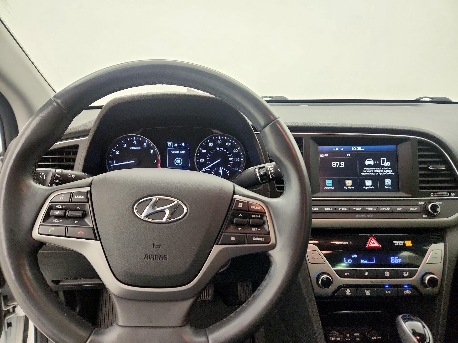 Thumbnail: 2018 Hyundai Elantra - 9