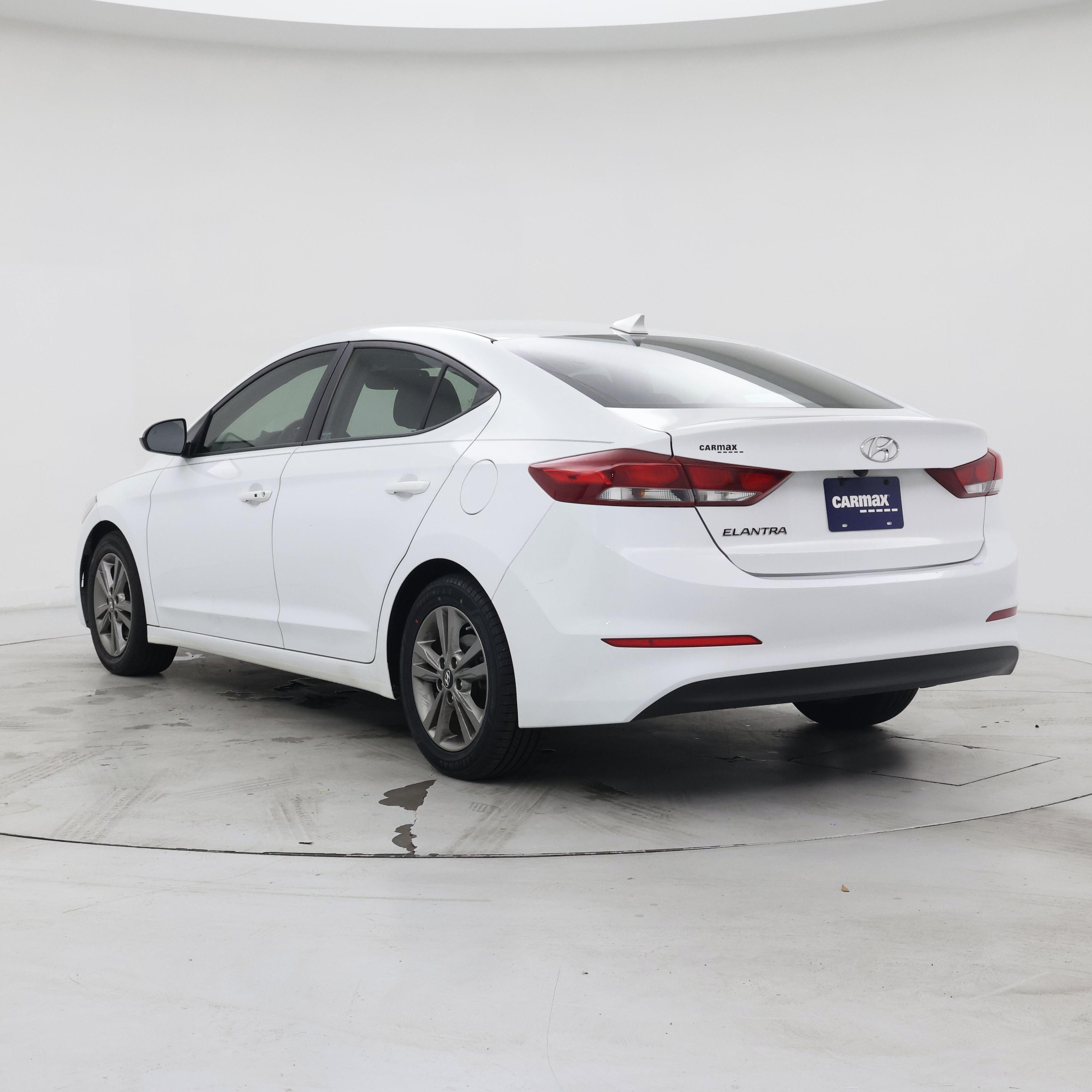 Thumbnail: 2018 Hyundai Elantra - 2