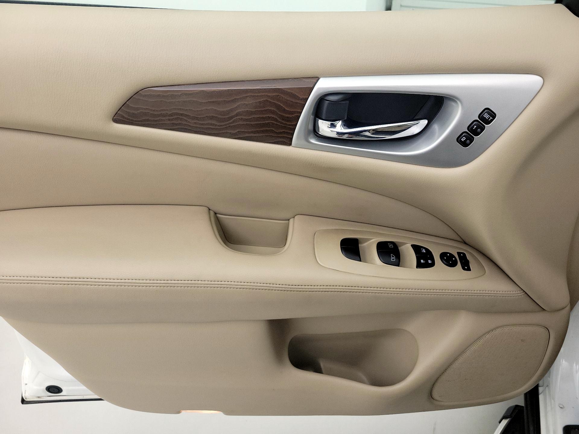 Thumbnail: 2018 Nissan Pathfinder - 12