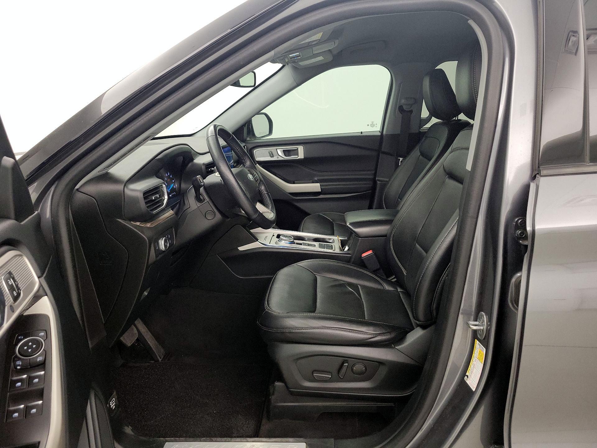 Thumbnail: 2022 Ford Explorer - 11