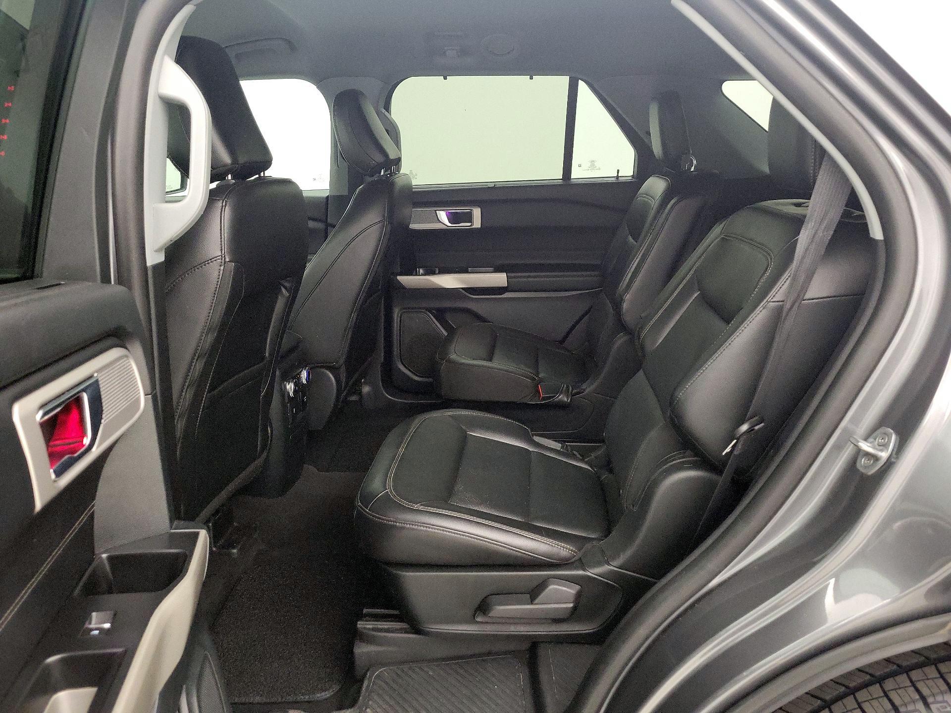 Thumbnail: 2022 Ford Explorer - 20